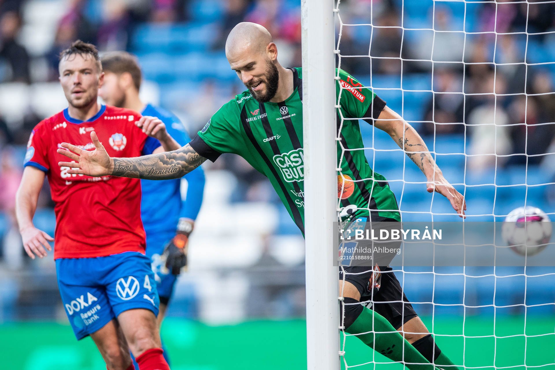 Helsingborgs Viljormur Davidsen deppar samtidigt som