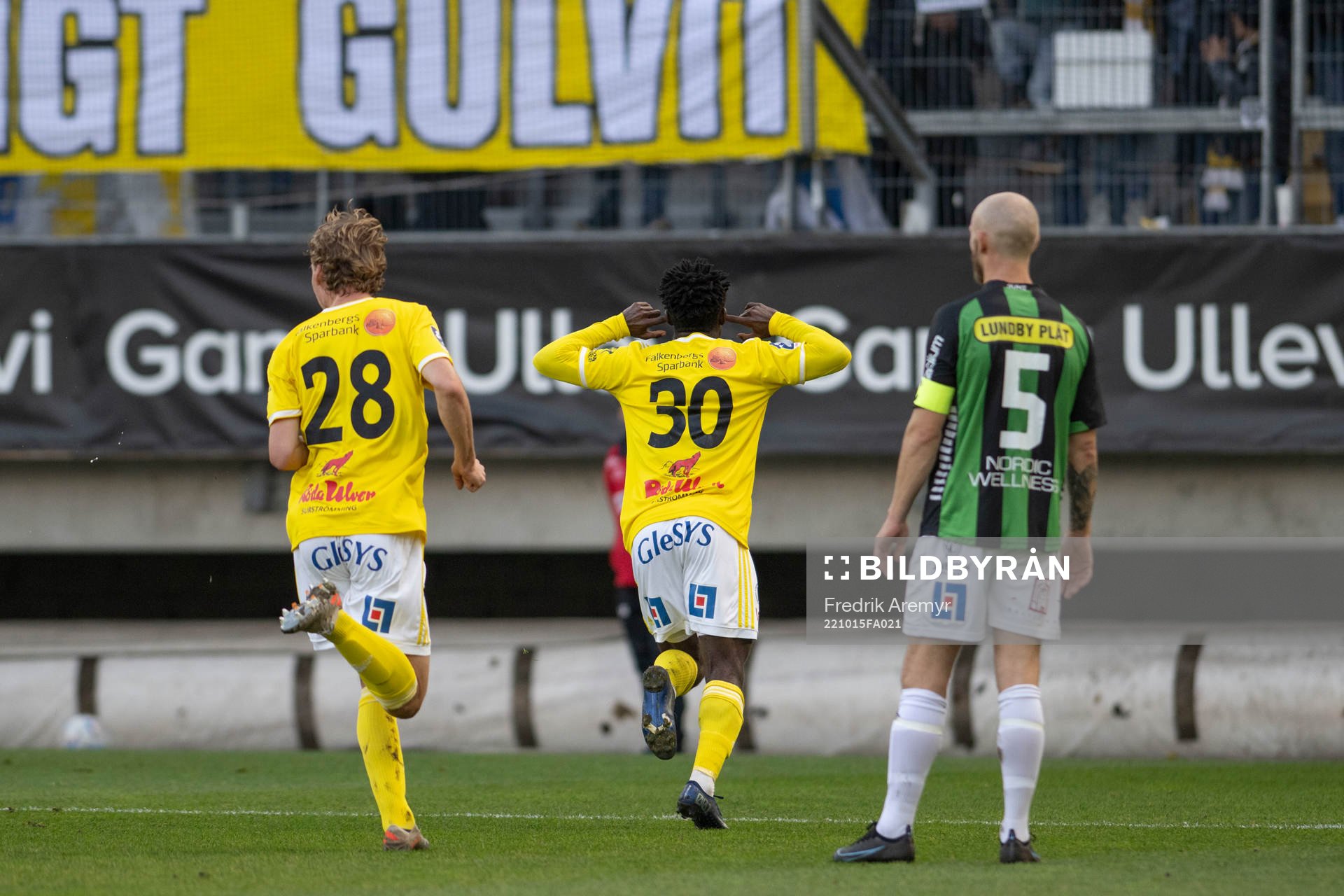 Falkenbergs Godwin Aguda jublar