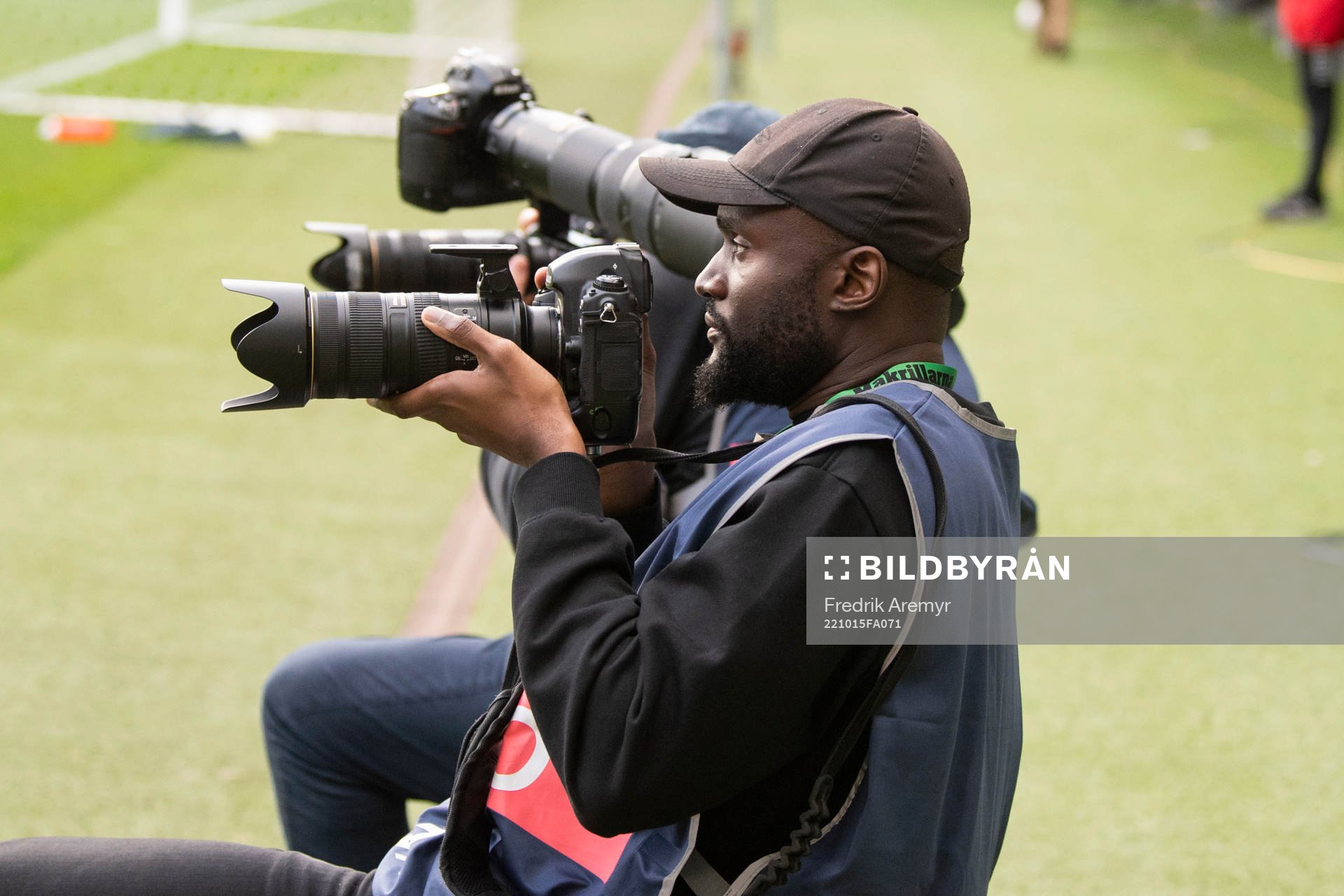 GAIS tidigare spelare Boris Lumbana som fotograf