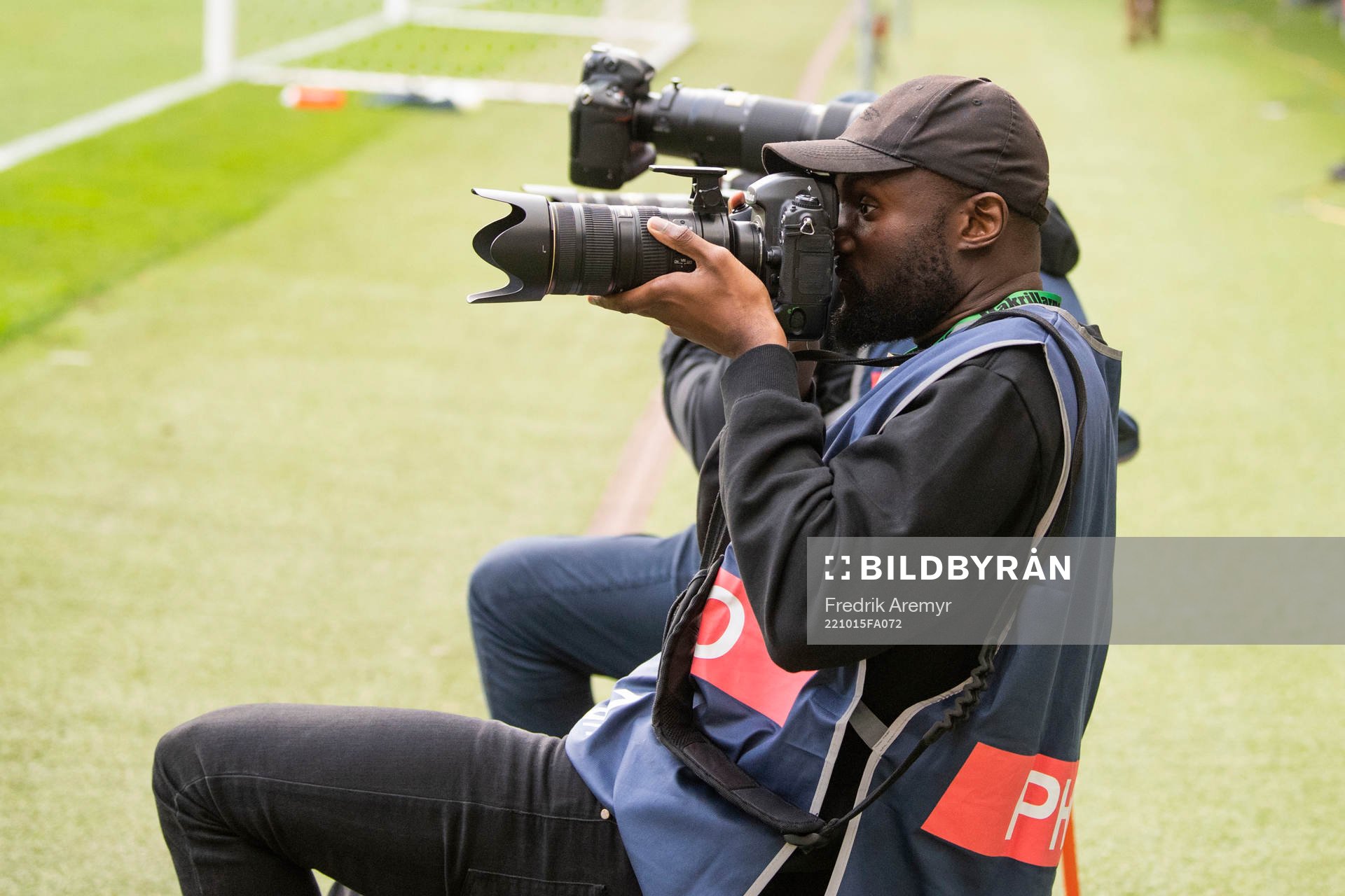 GAIS tidigare spelare Boris Lumbana som fotograf
