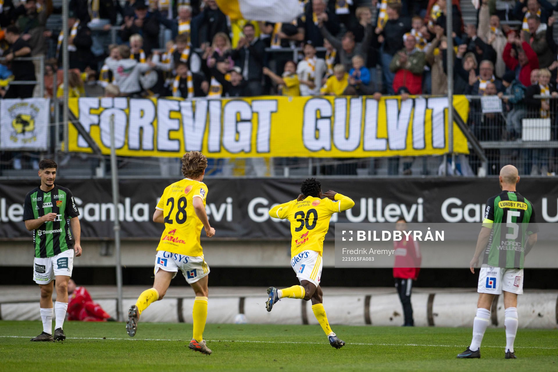 Falkenbergs Godwin Aguda jublar