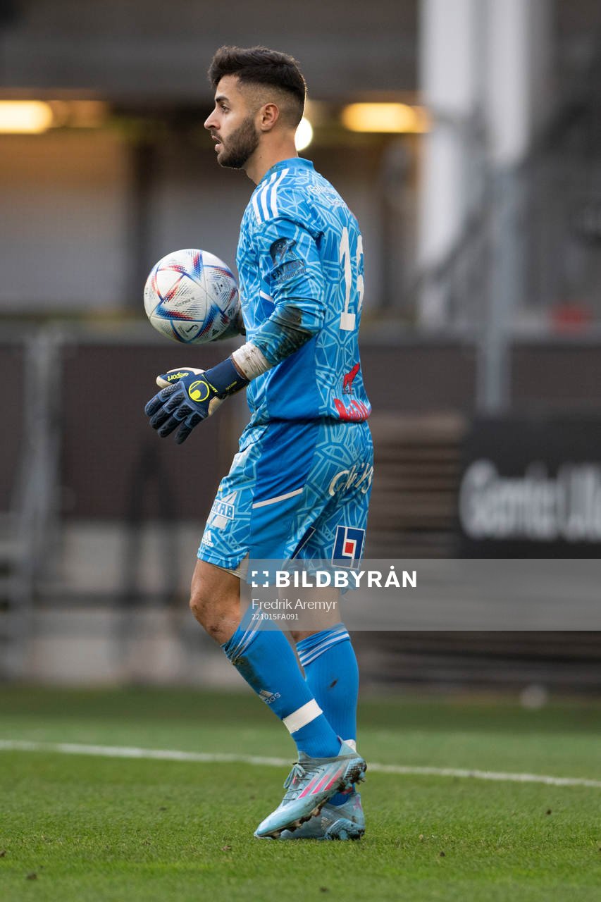 Falkenbergs målvakt Nadeem Omar