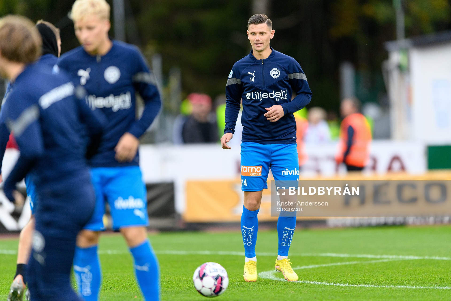 Värnamos Marcus Antonsson före fotbollsmatchen i