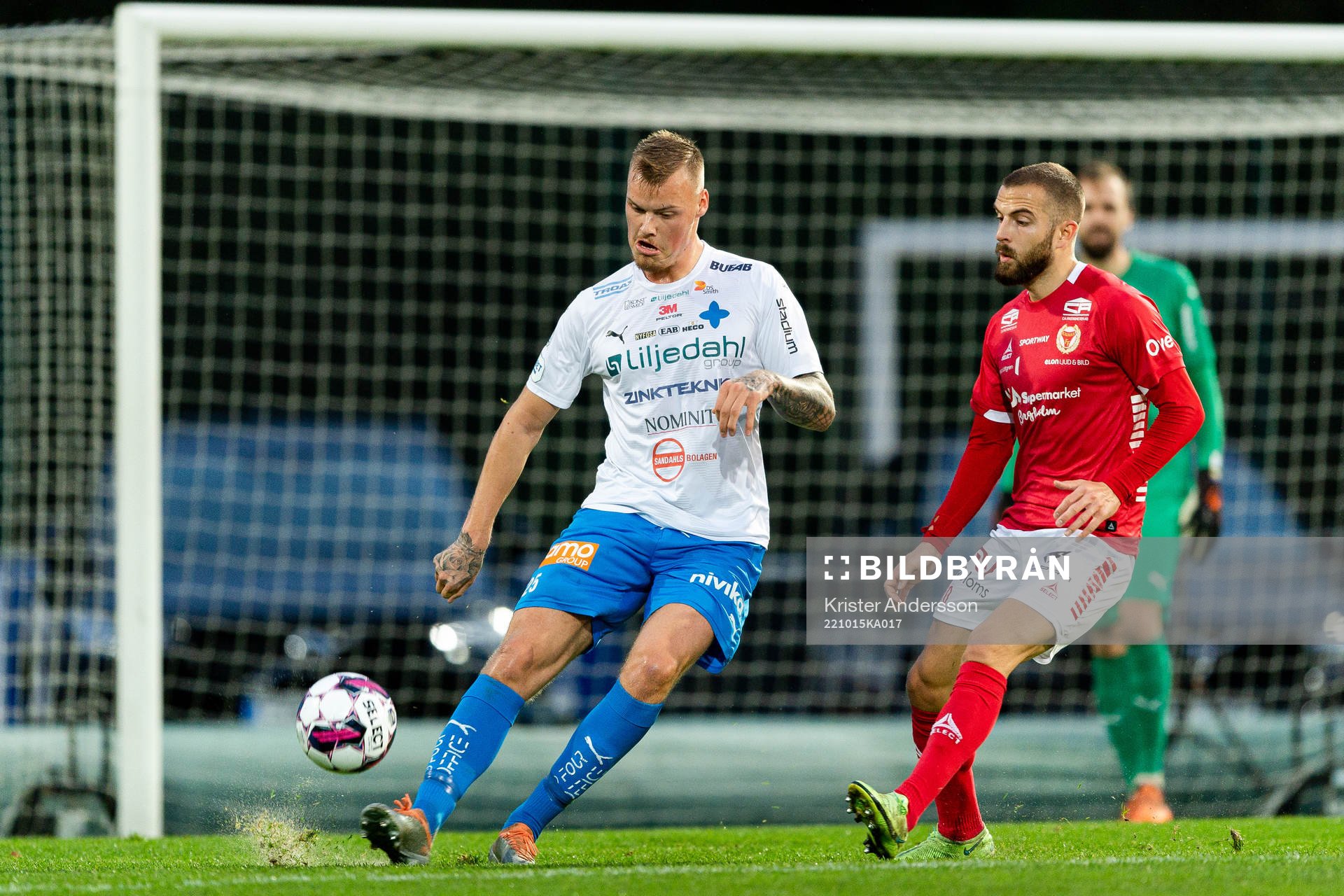 Värnamos Victor Eriksson och Kalmars Filip Sachpekidis
