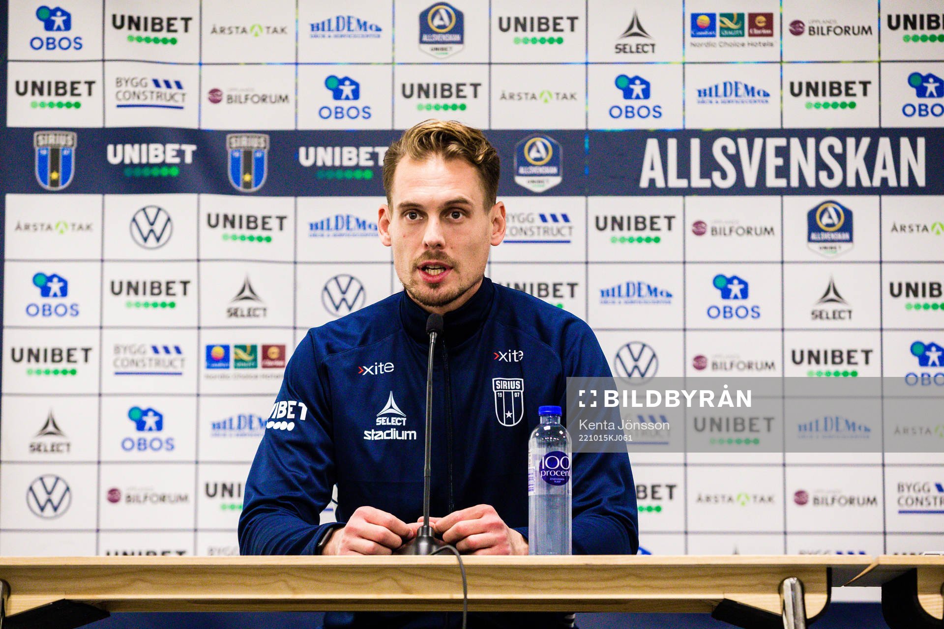 Sirius tränare Daniel Bäckström under presskonferensen efter fotbollsmatchen i Allsvenskan mellan Sirius och IFK Norrköping den 15 oktober 2022 i Uppsala.