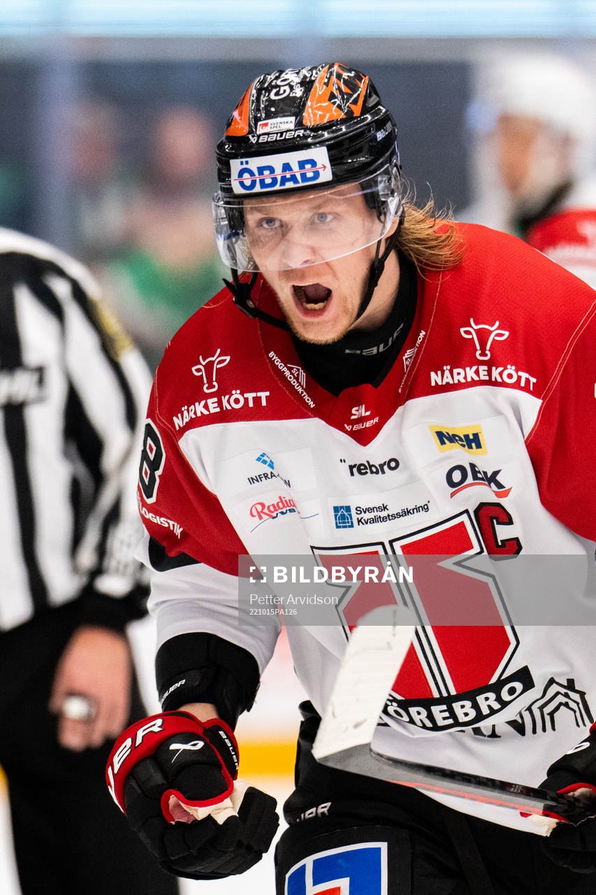 Örebros Rodrigo Abols jublar