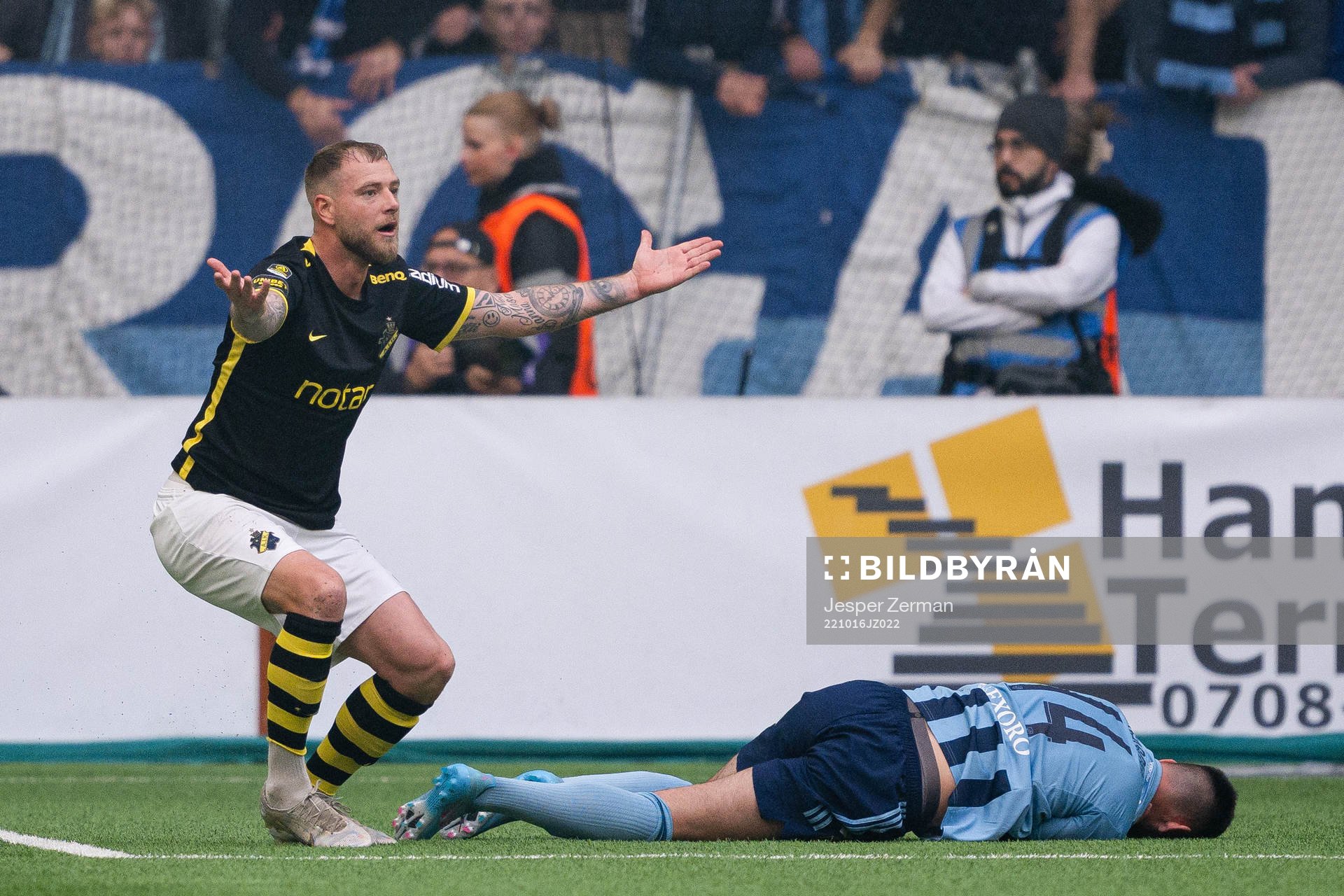 AIKs John Guidetti och Djurgårdens Besard Sabovic