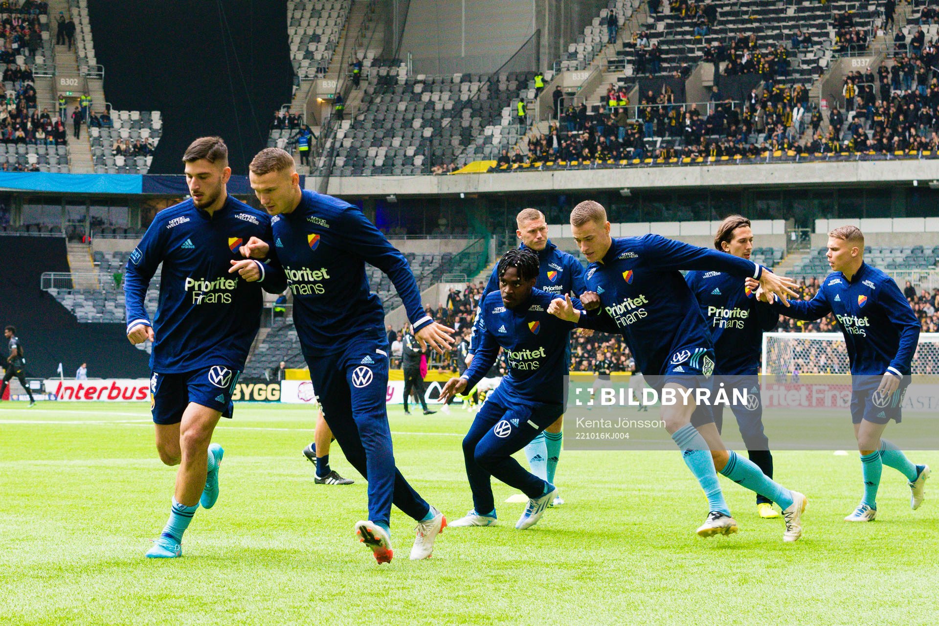 Djurgårdens Besard Sabovic och Piotr Johansson