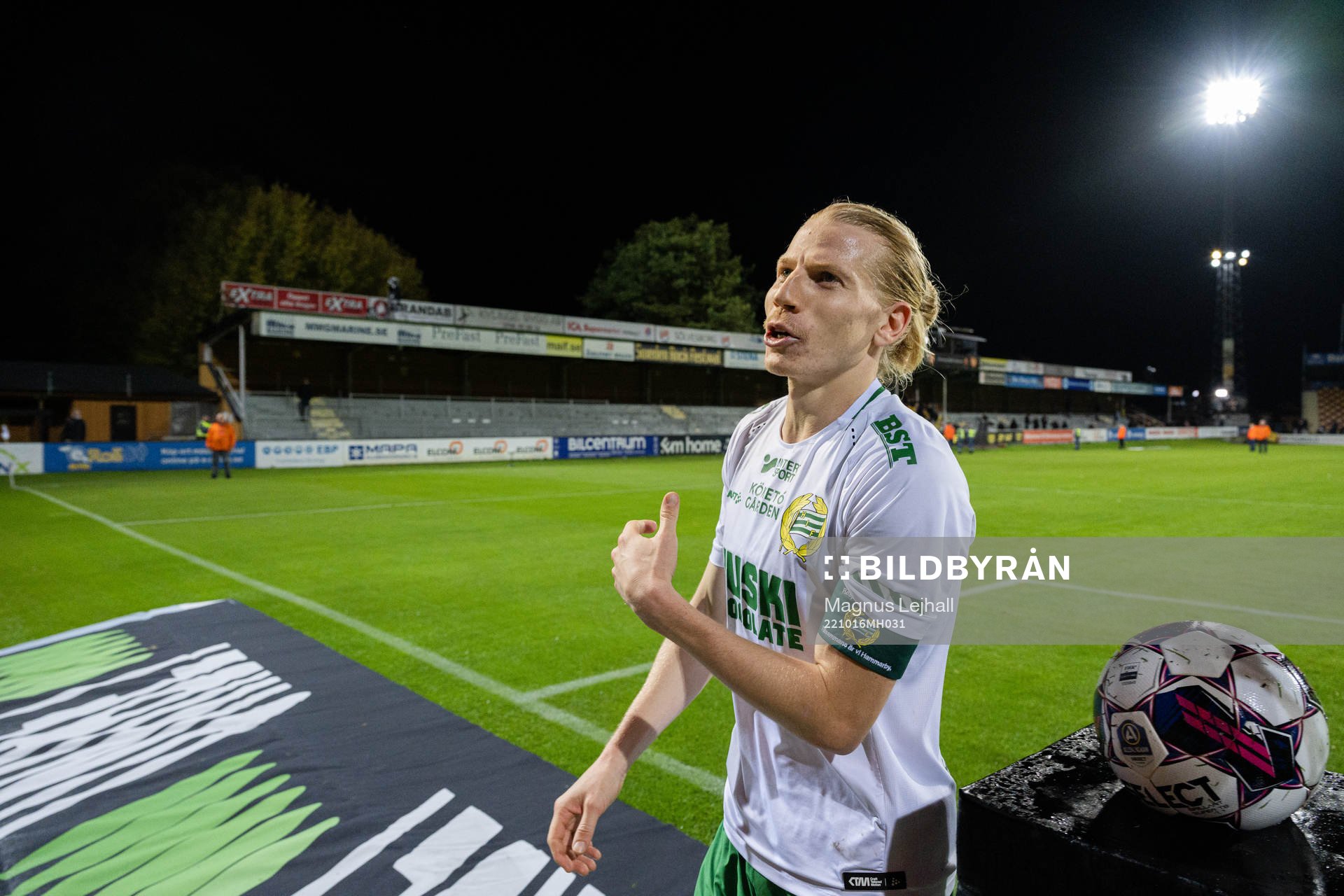 Hammarbys Gustav Ludwigson jublar