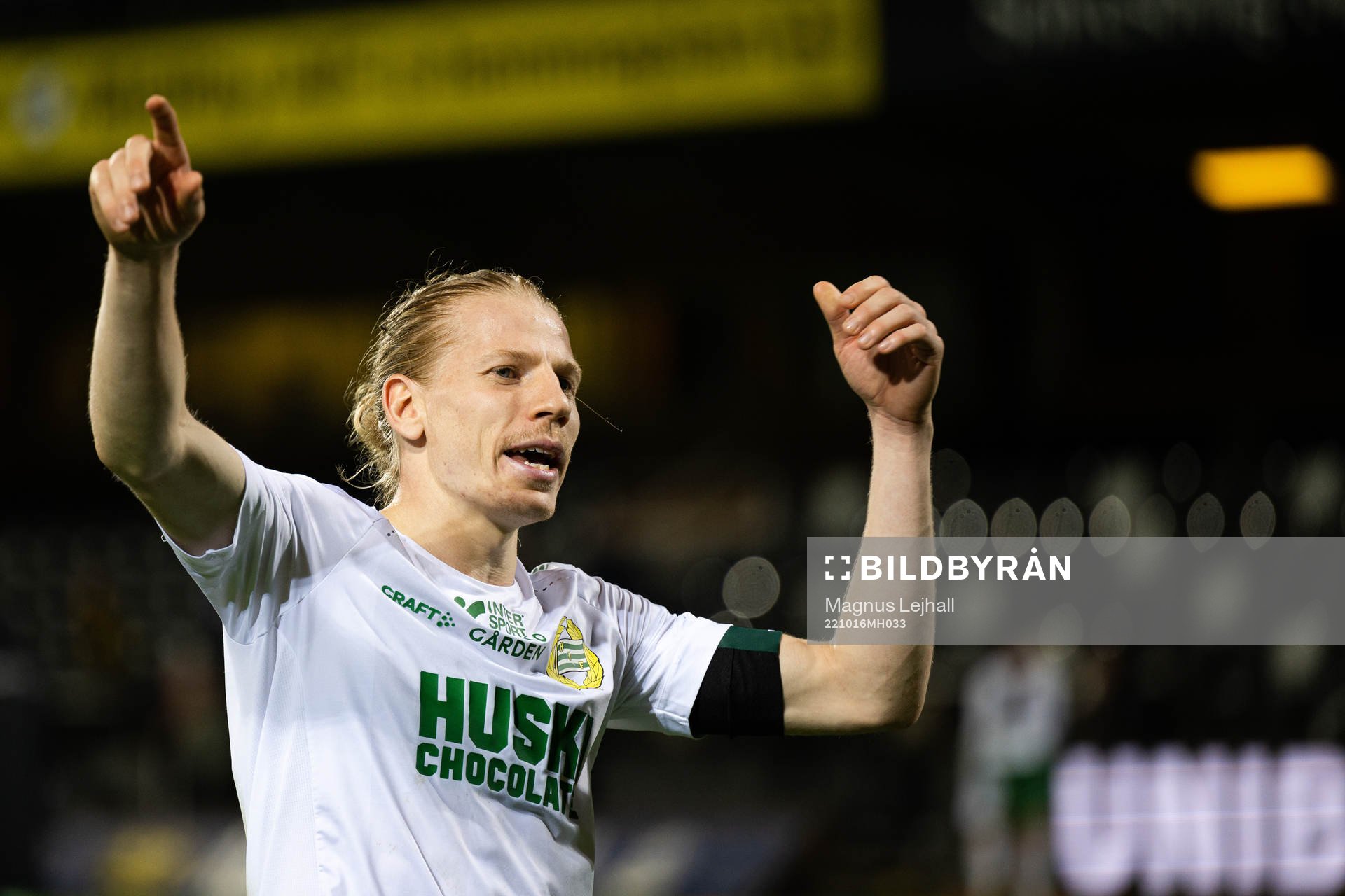 Hammarbys Gustav Ludwigson jublar