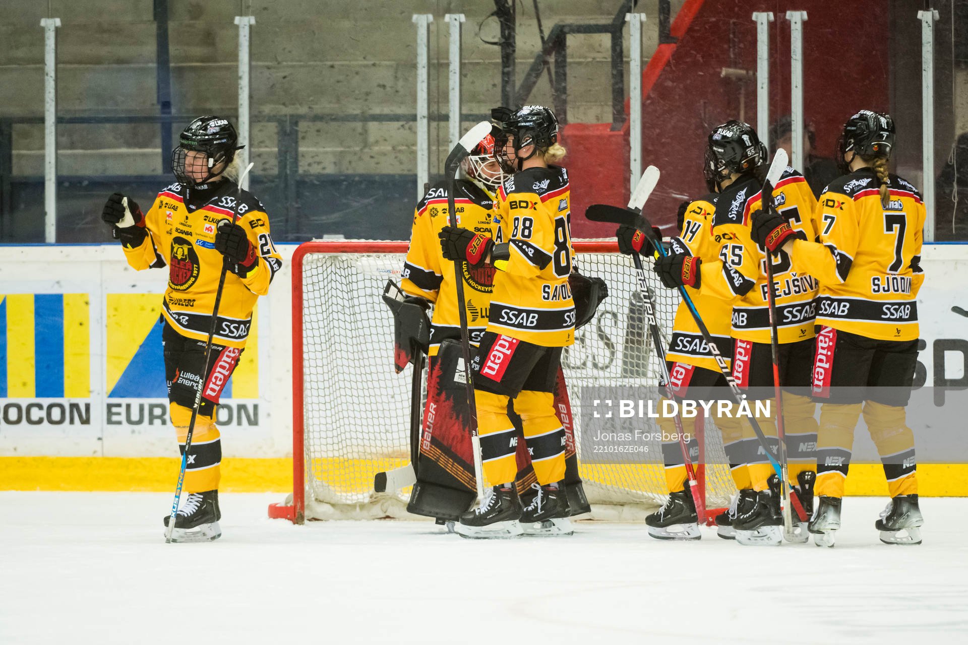 Luleås Astrid Lindeberg Ronja Savolainen Wilma Sjölund