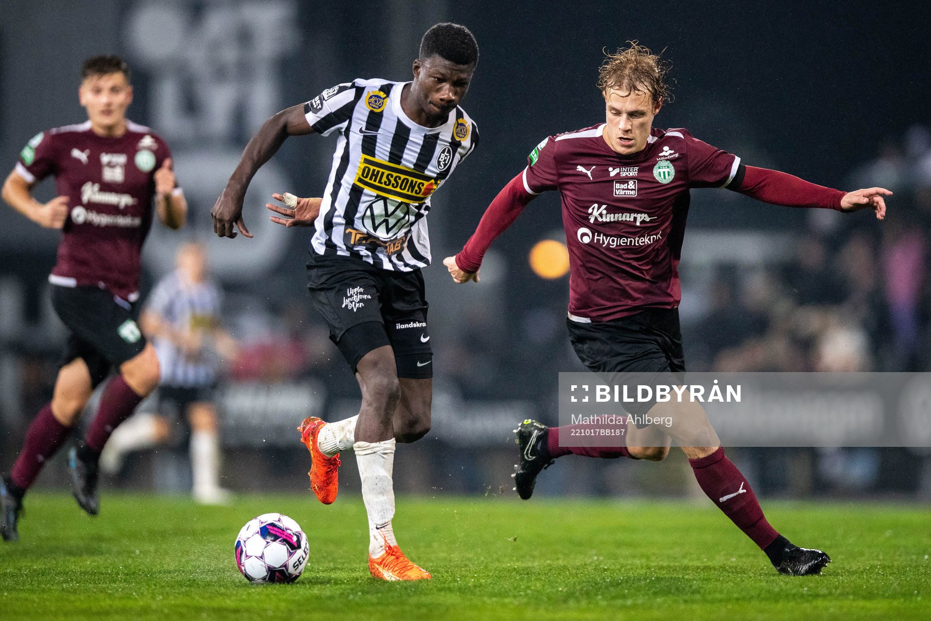 Landskronas Ousmane Diawara och Västerås SKs Herman