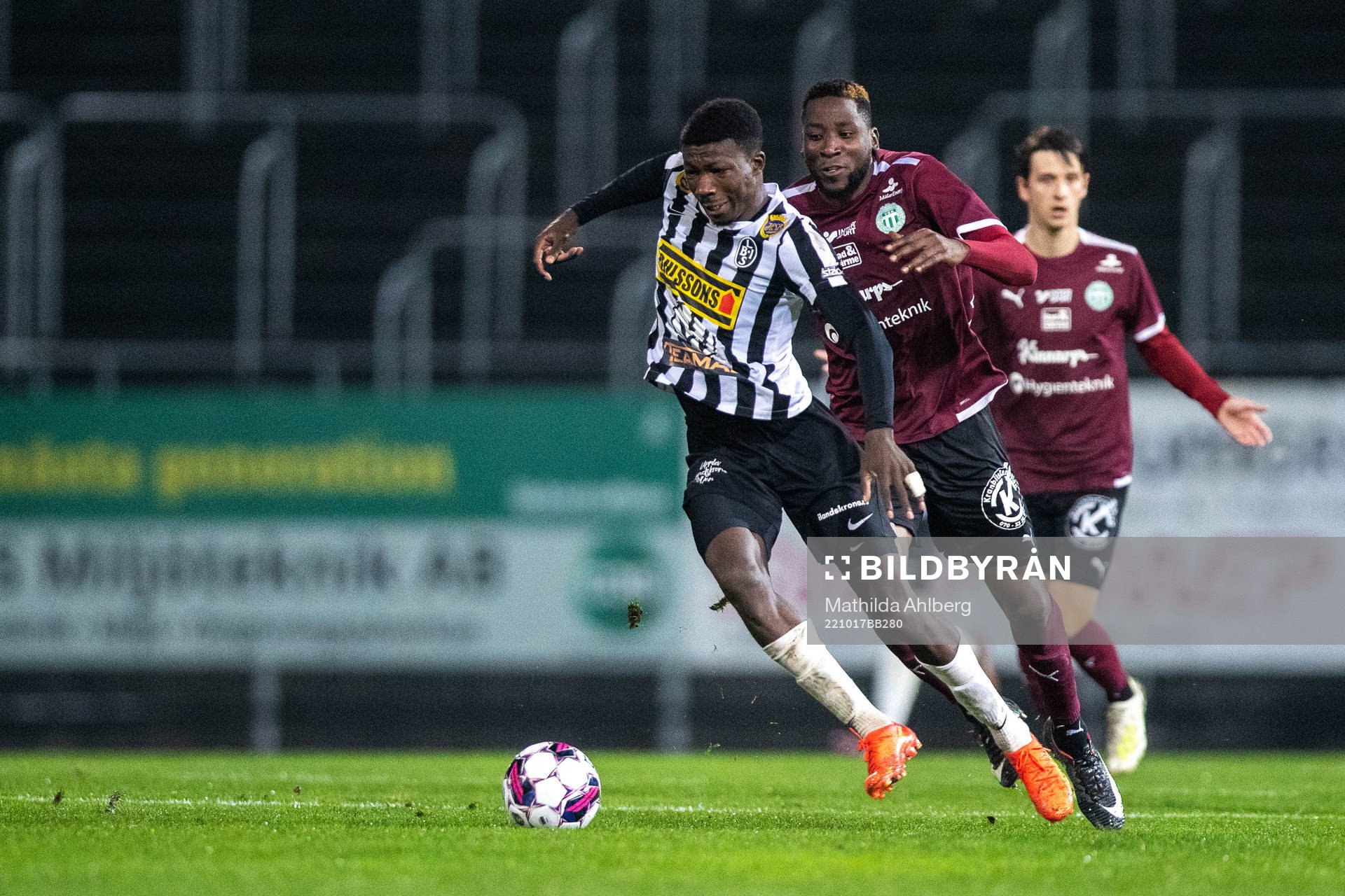 Landskronas Ousmane Diawara och Västerås SKs Frederic