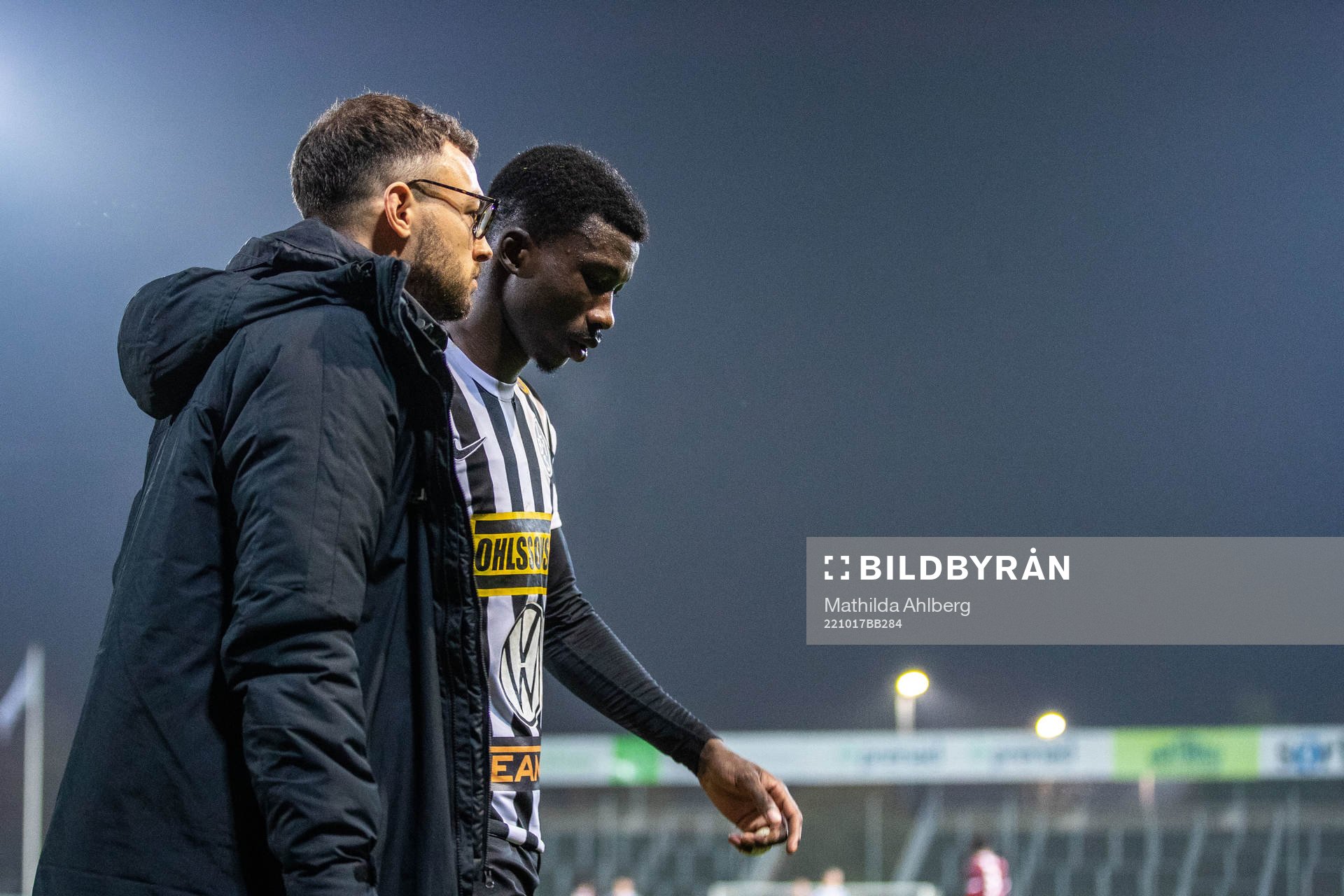 Landskronas fysioterapeut Sebastian Ceder och Ousmane