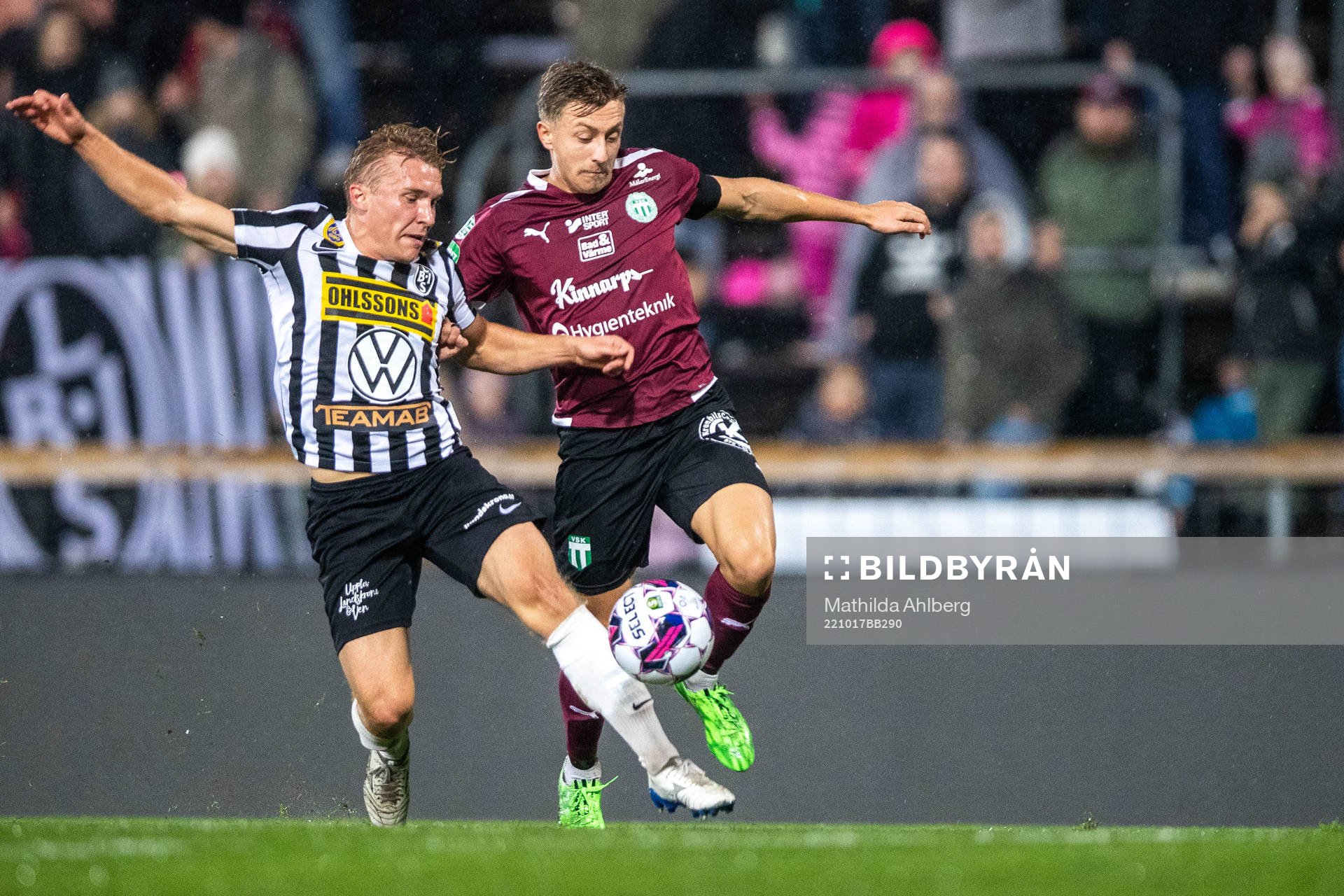 Västerås SKs Simon Gefvert och Landskronas Edvin Dahlqvist