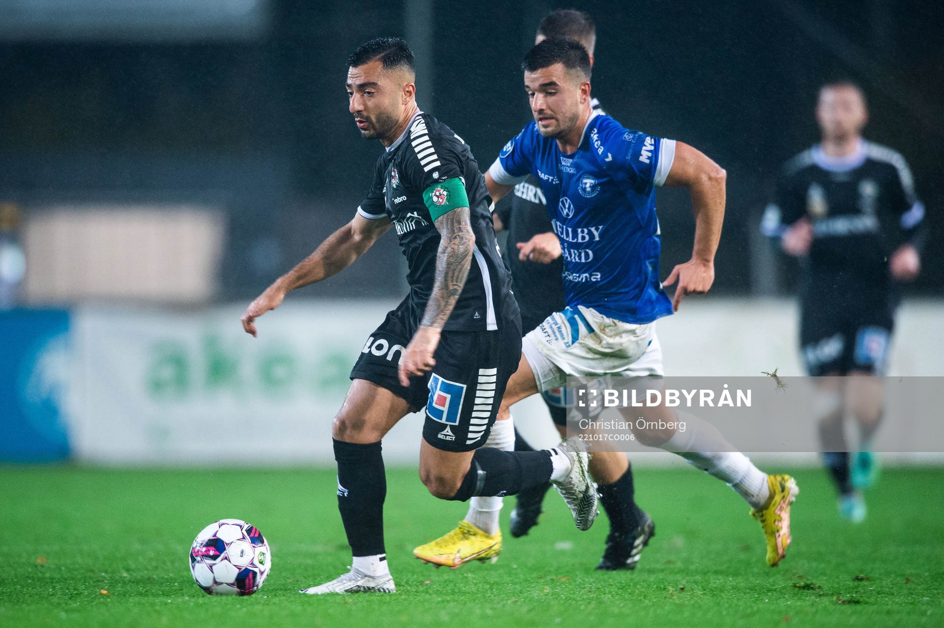 Örebros Jiloan Hamad och Trelleborgs Haris Brkic