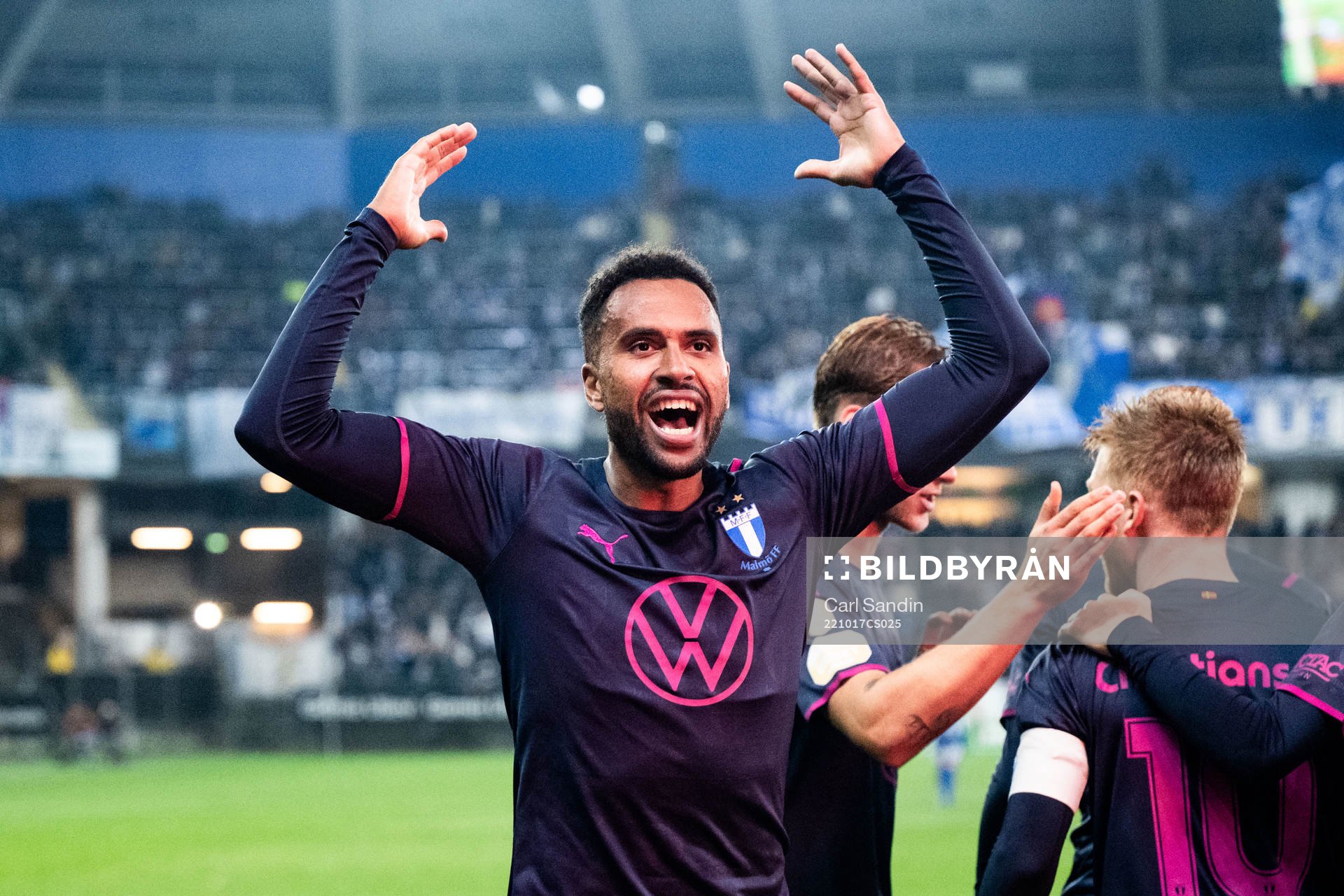 Malmö FFs Isaac Kiese Thelin jublar