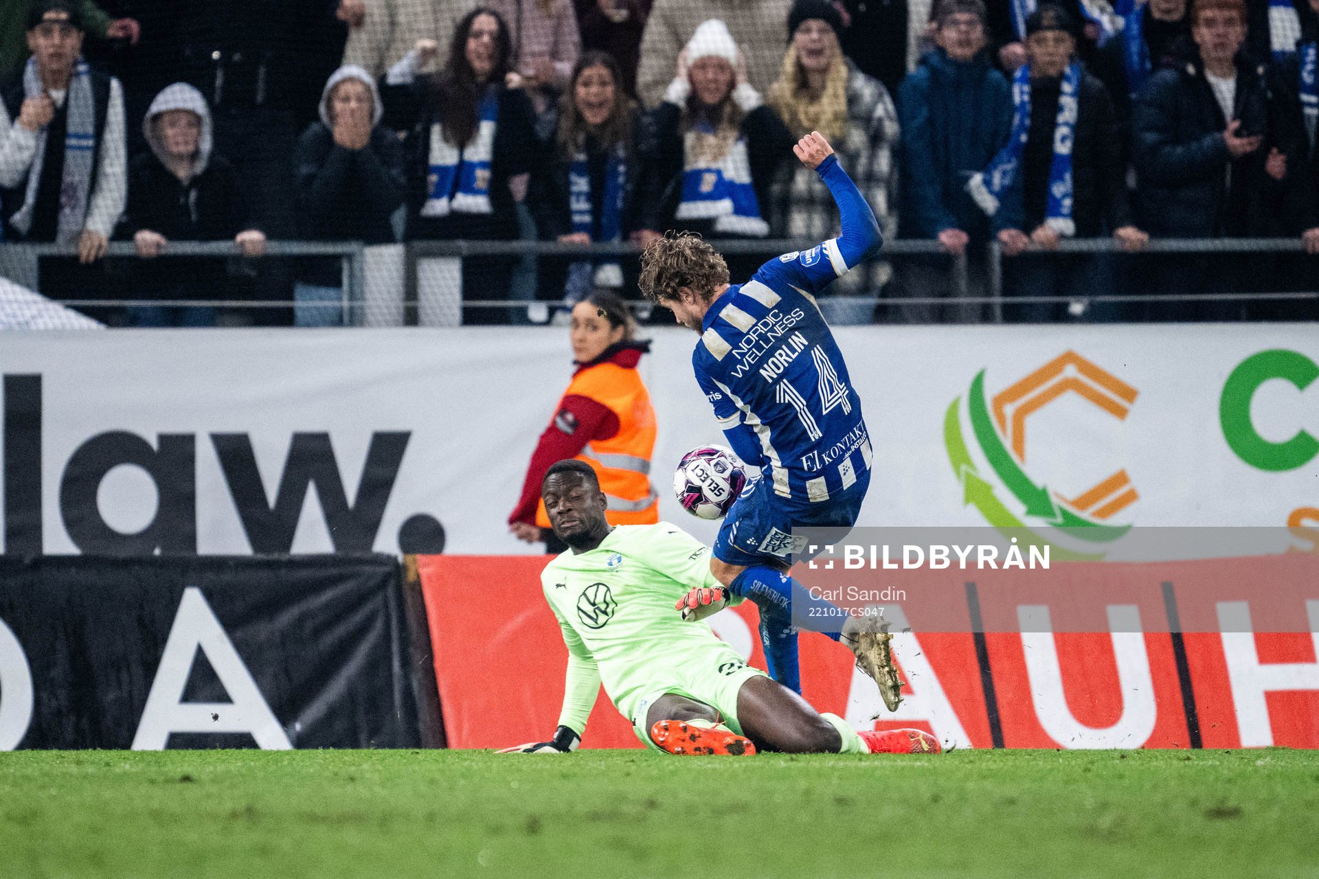 IFK Göteborgs Gustaf Norlin gör 1-1 bakom Malmö FFs