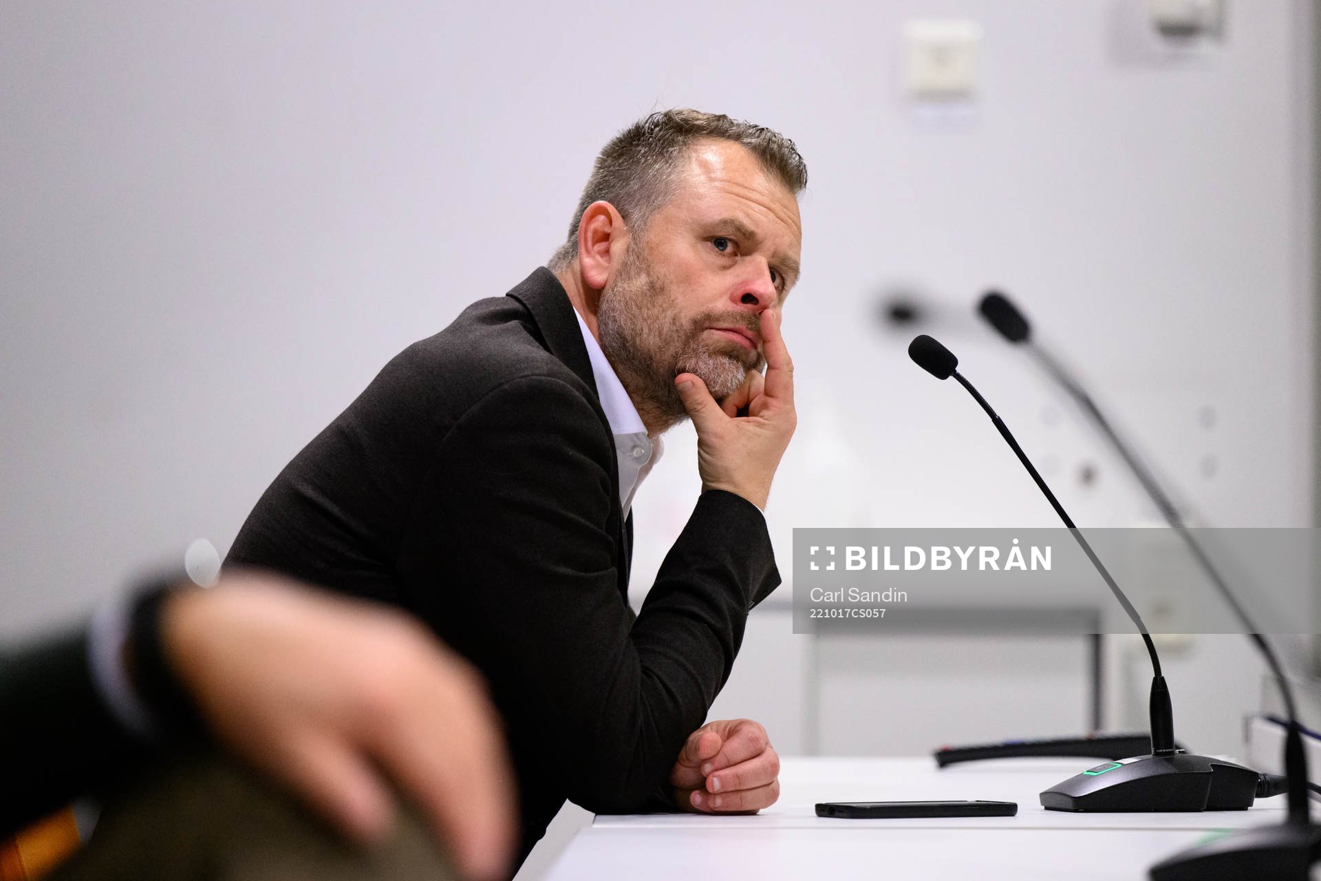 IFK Göteborgs tränare Mikael Stahre på en presskonferens