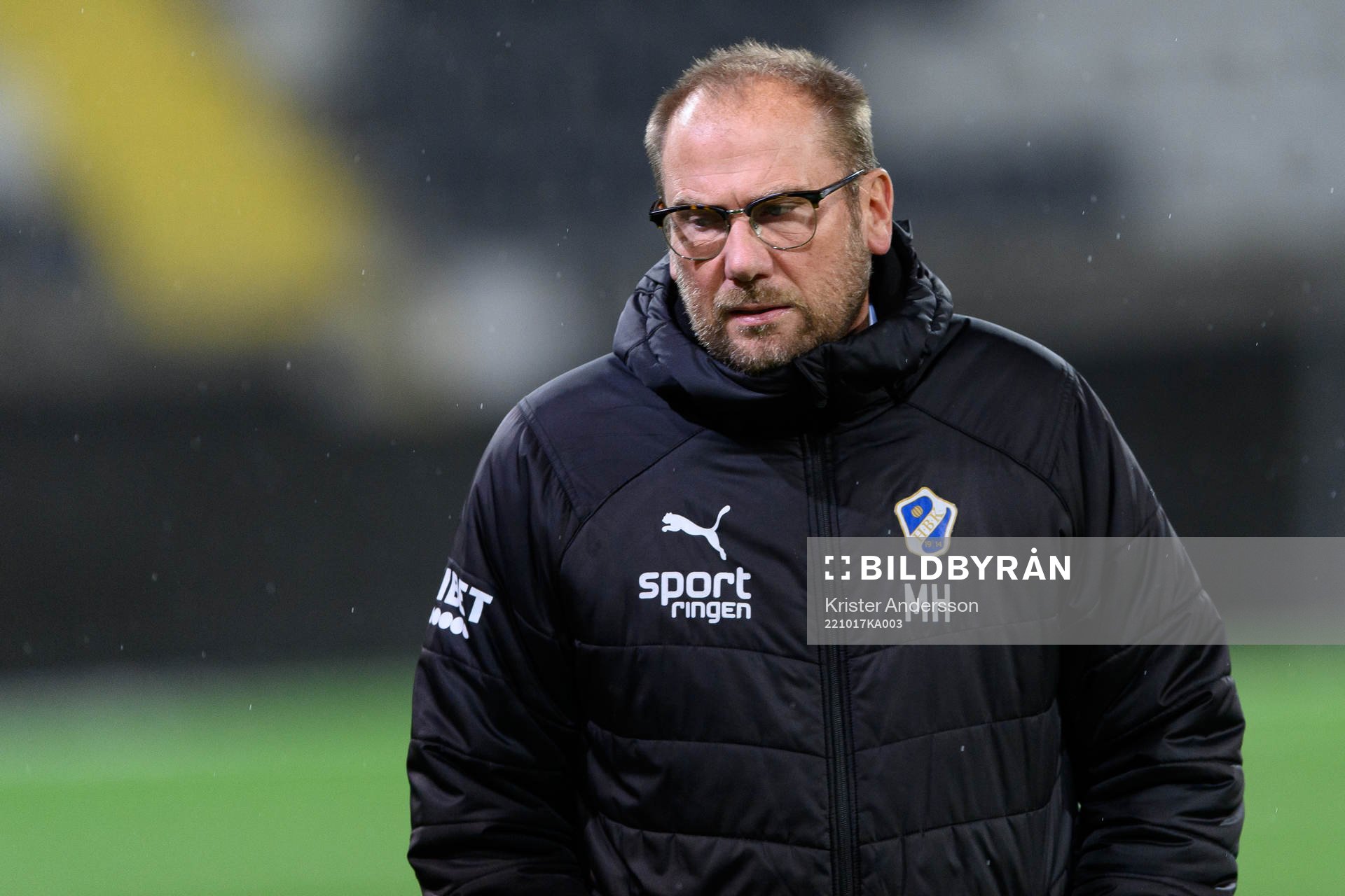 Halmstads tränare Magnus Haglund före fotbollsmatchen i