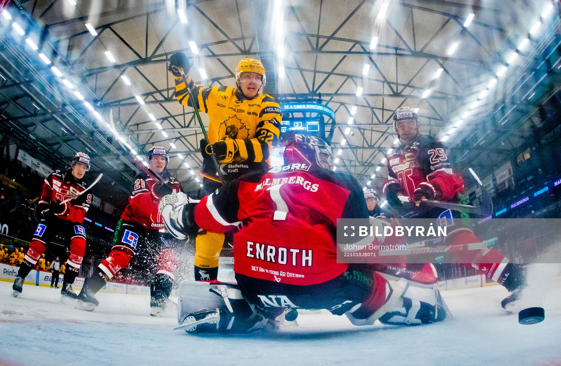 Skellefteås Jonathan Johnson gör 2-2 på Örebros