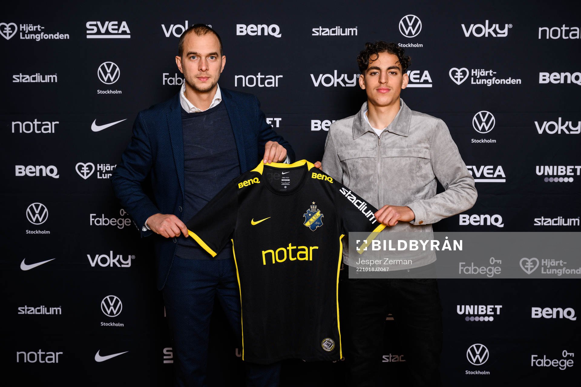 s sportchef Henrik Jurelius och Taha Ayari