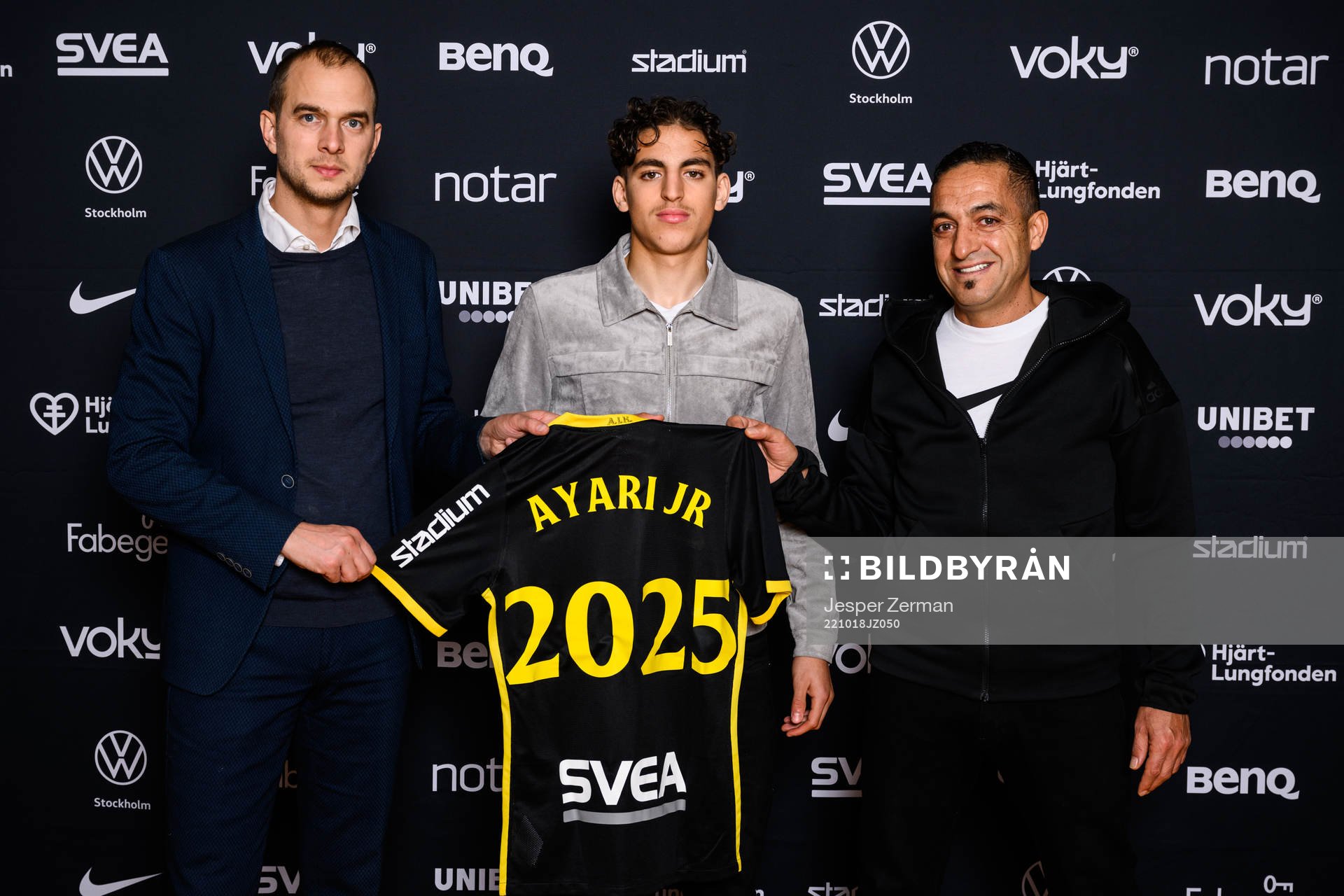 s sportchef Henrik Jurelius, Taha Ayari och Azzouz Ayari