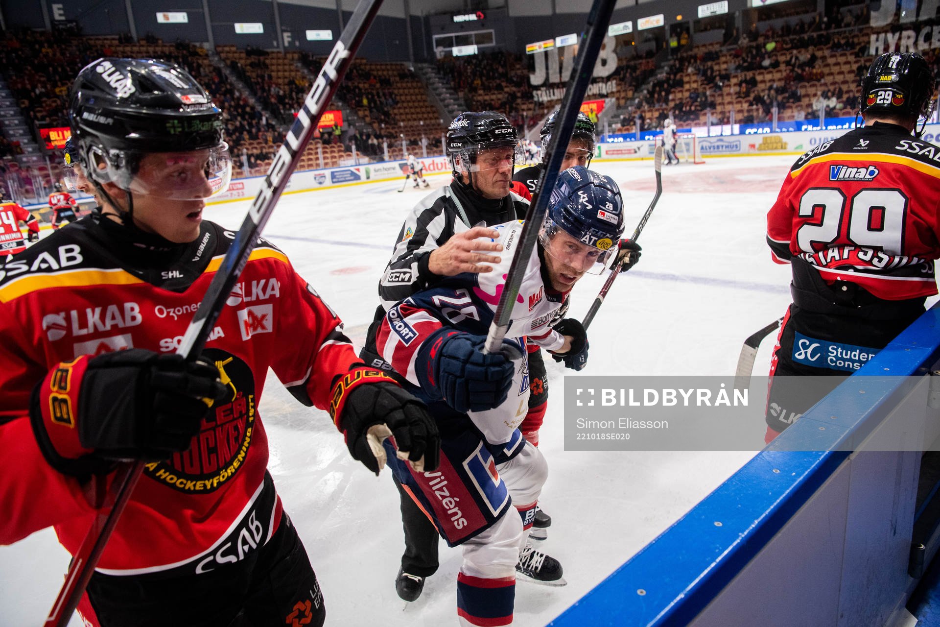 Domare Jan Sandström och Linköpings John Nyberg