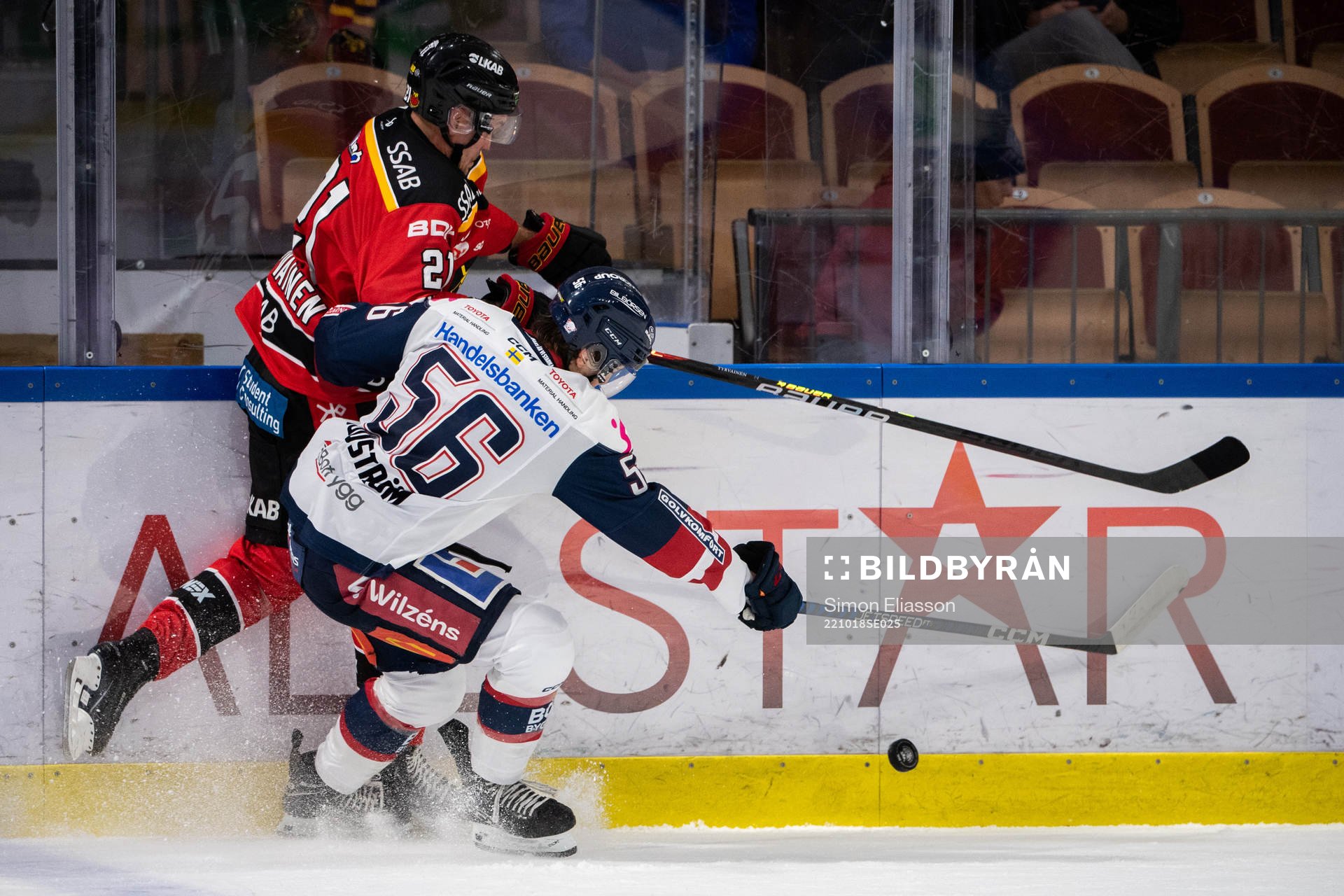 Luleås Juhani Tyrväinen och Linköpings Elias Sjöström