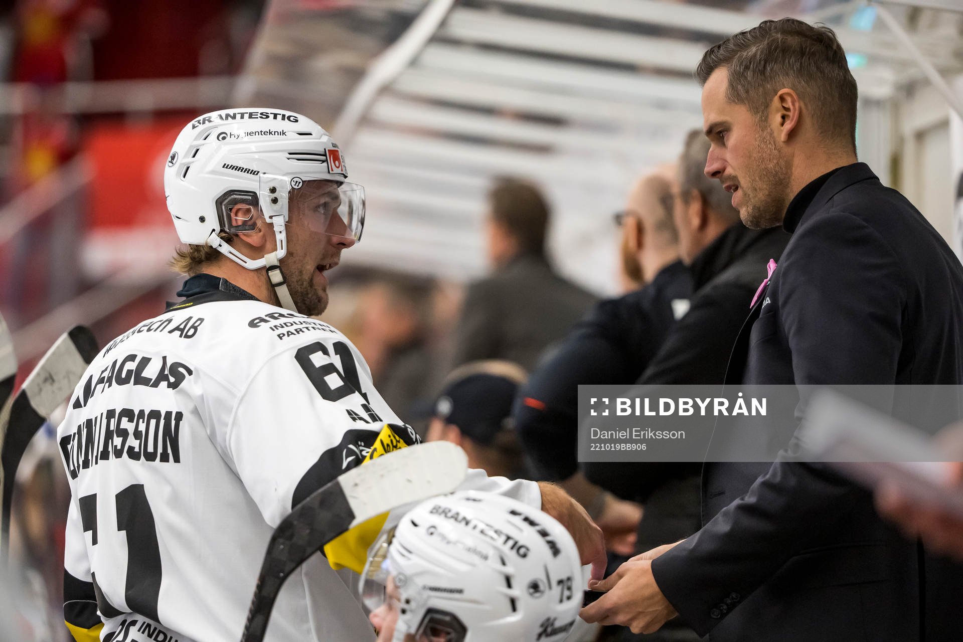 Västeråss Daniel Gunnarsson och Västerås assisterande