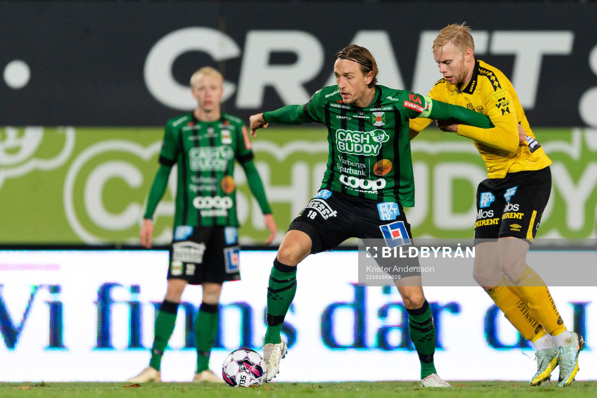 Varbergs Joakim Lindner och Elfsborgs Sveinn Guðjohnsen