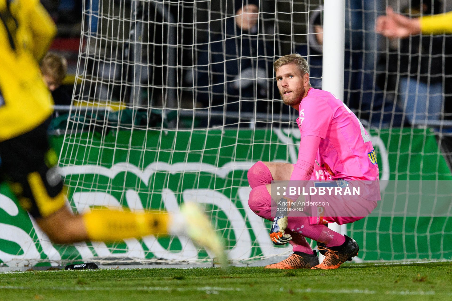 Varbergs målvakt Fredrik Andersson deppar