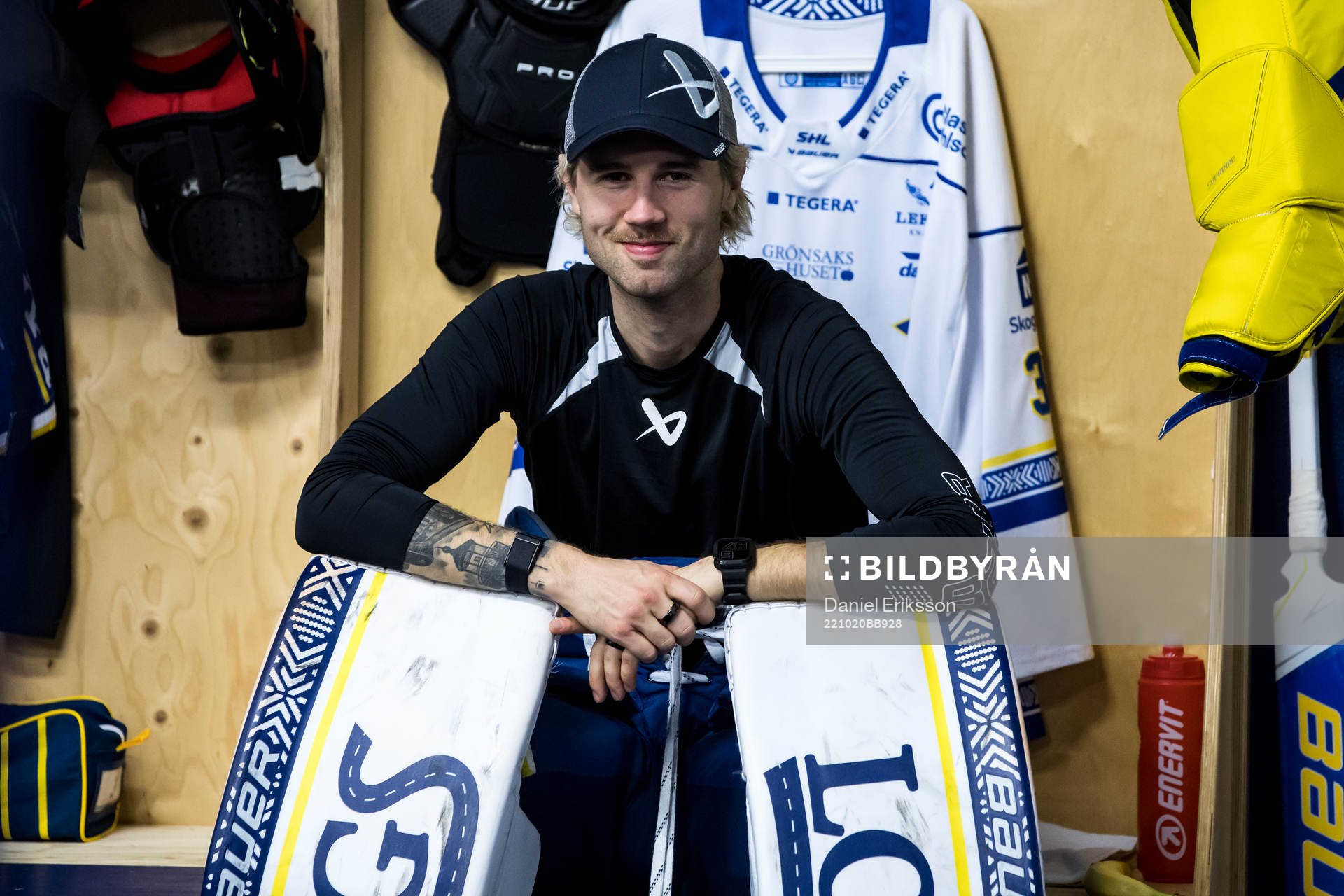 Leksands målvakt Kasimir Kaskisuo innan ishockeymatchen i