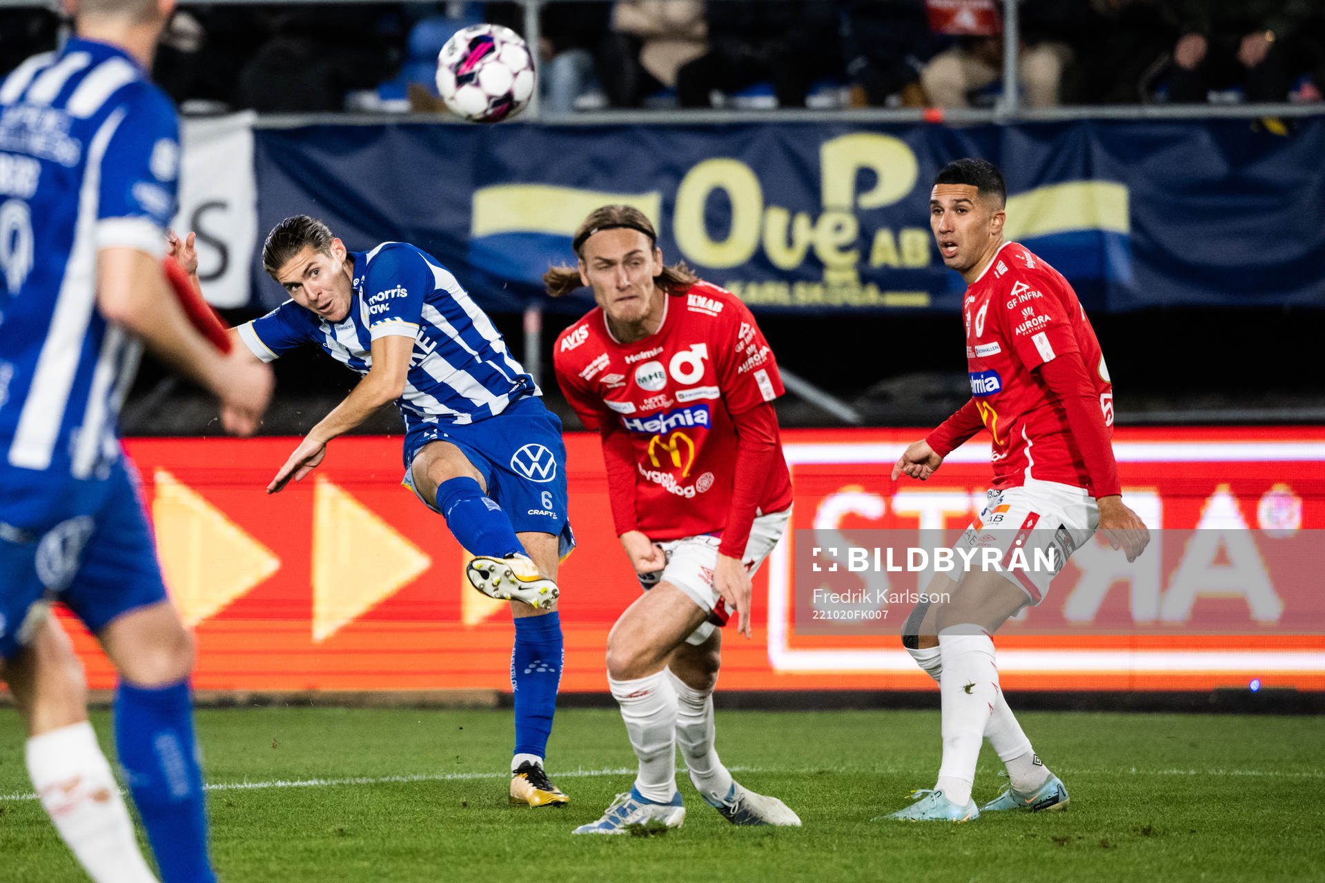 IFK Göteborgs Eman Markovic och Degerfors Gustav Granath