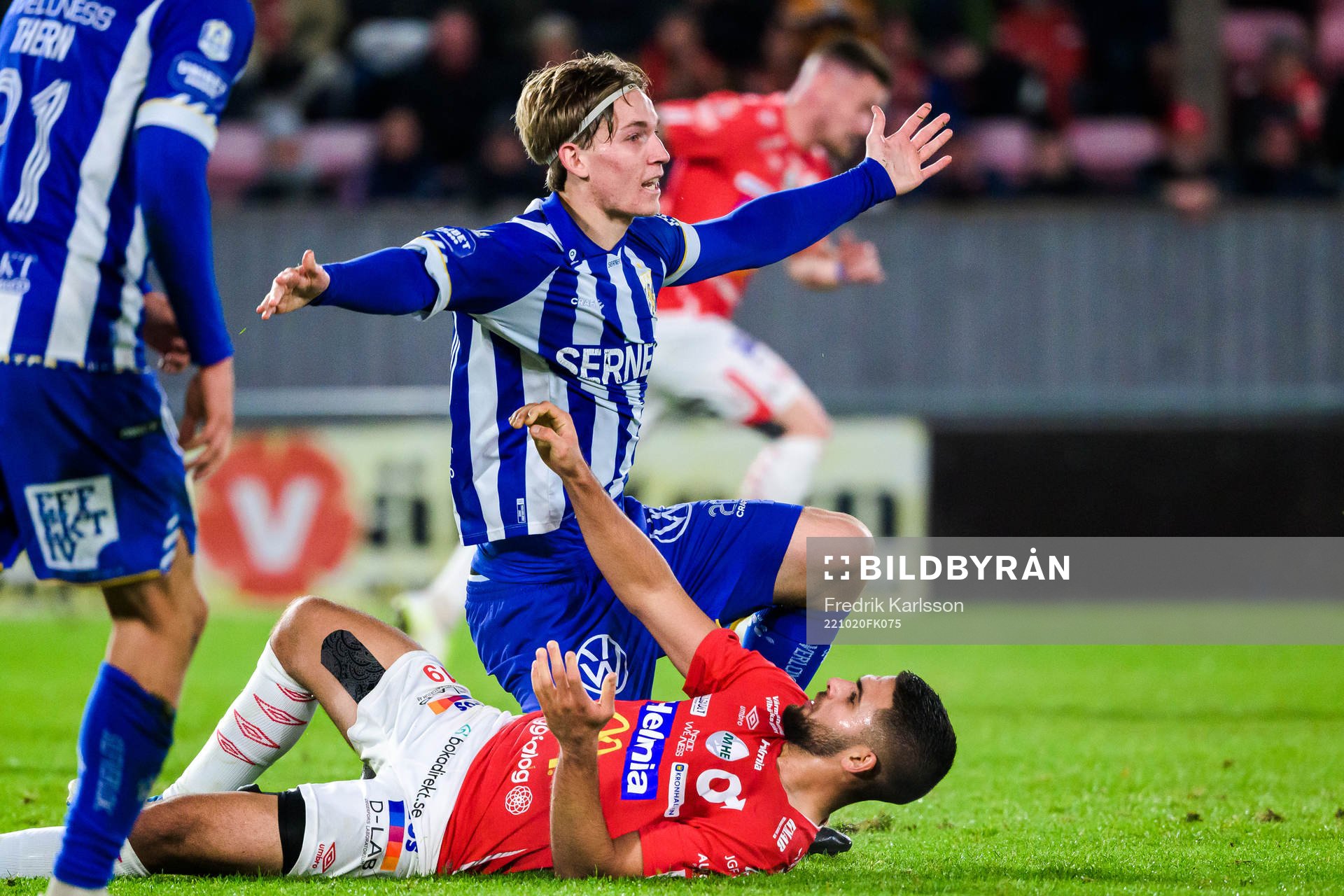 IFK Göteborgs Johan Bångsbo och Degerfors Omar Faraj