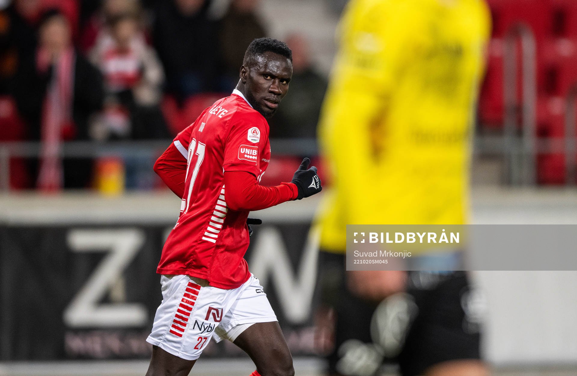 Kalmars Papa Alioune Diouf jublar