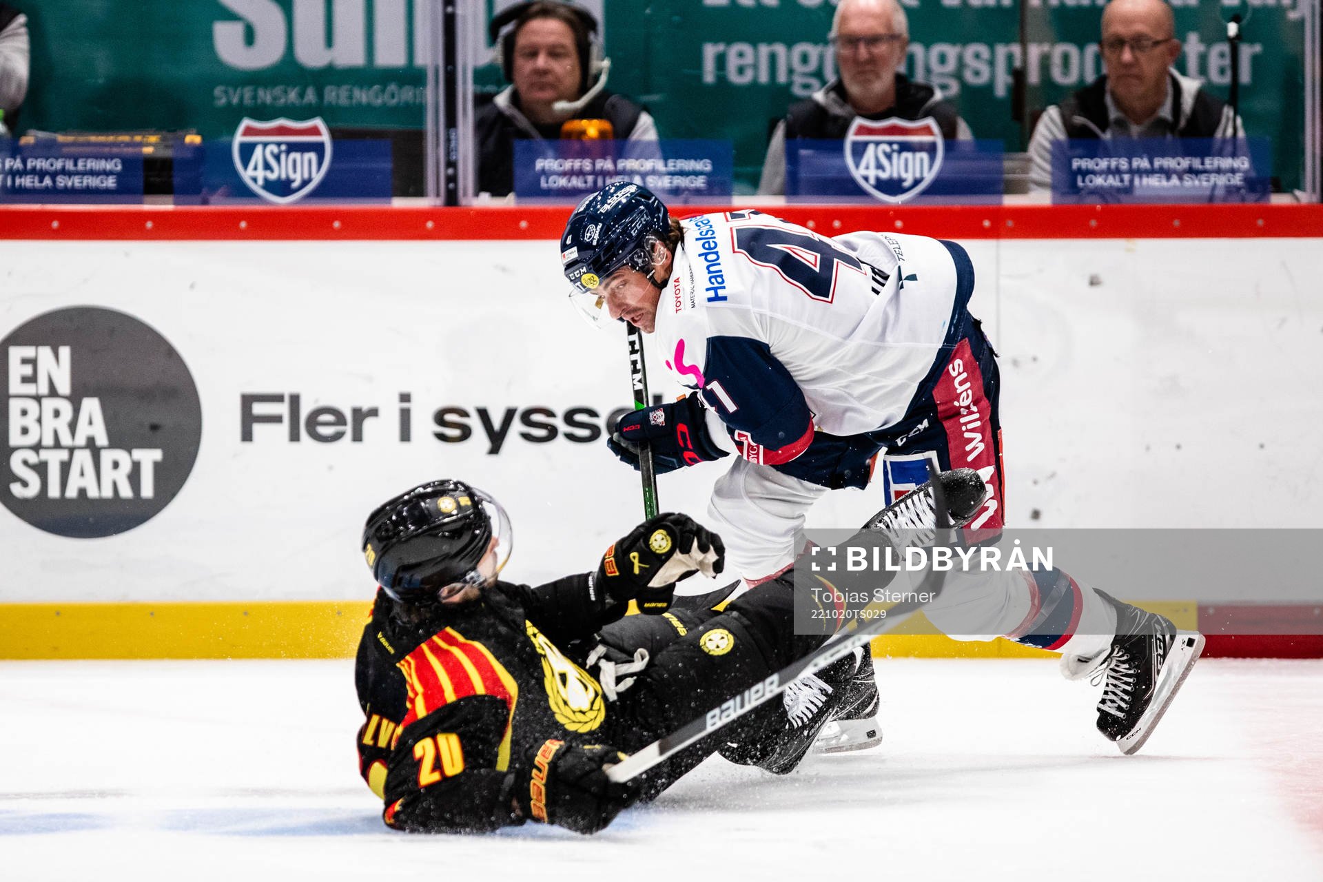 Brynäs Oula Palve och Linköpings Broc Little