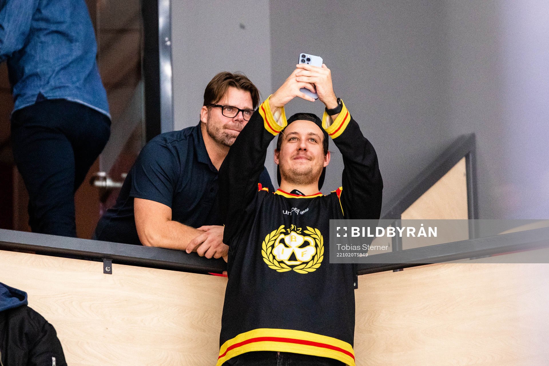 Ove Molin och en supporter