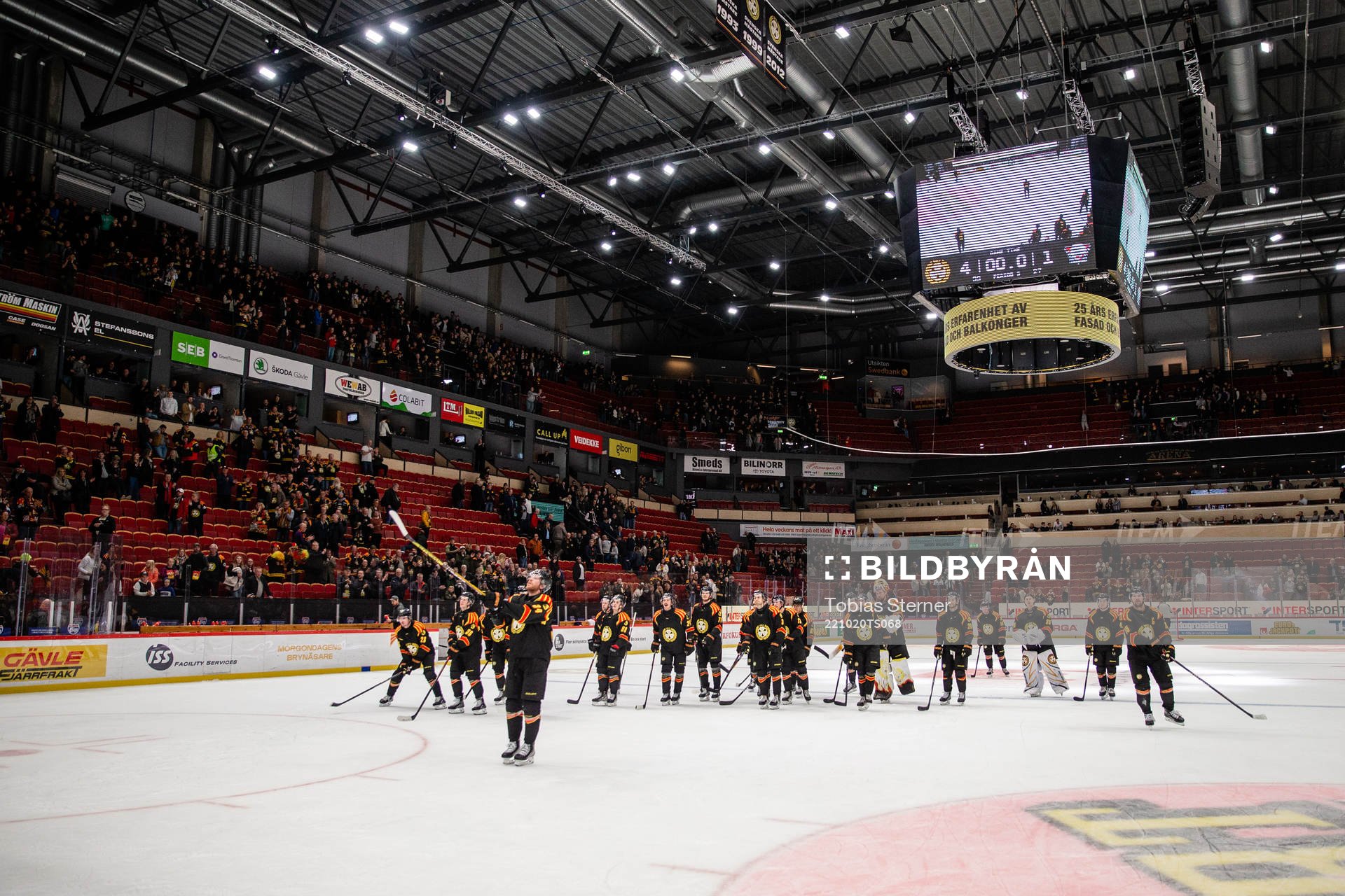 Brynäs spelare jublar