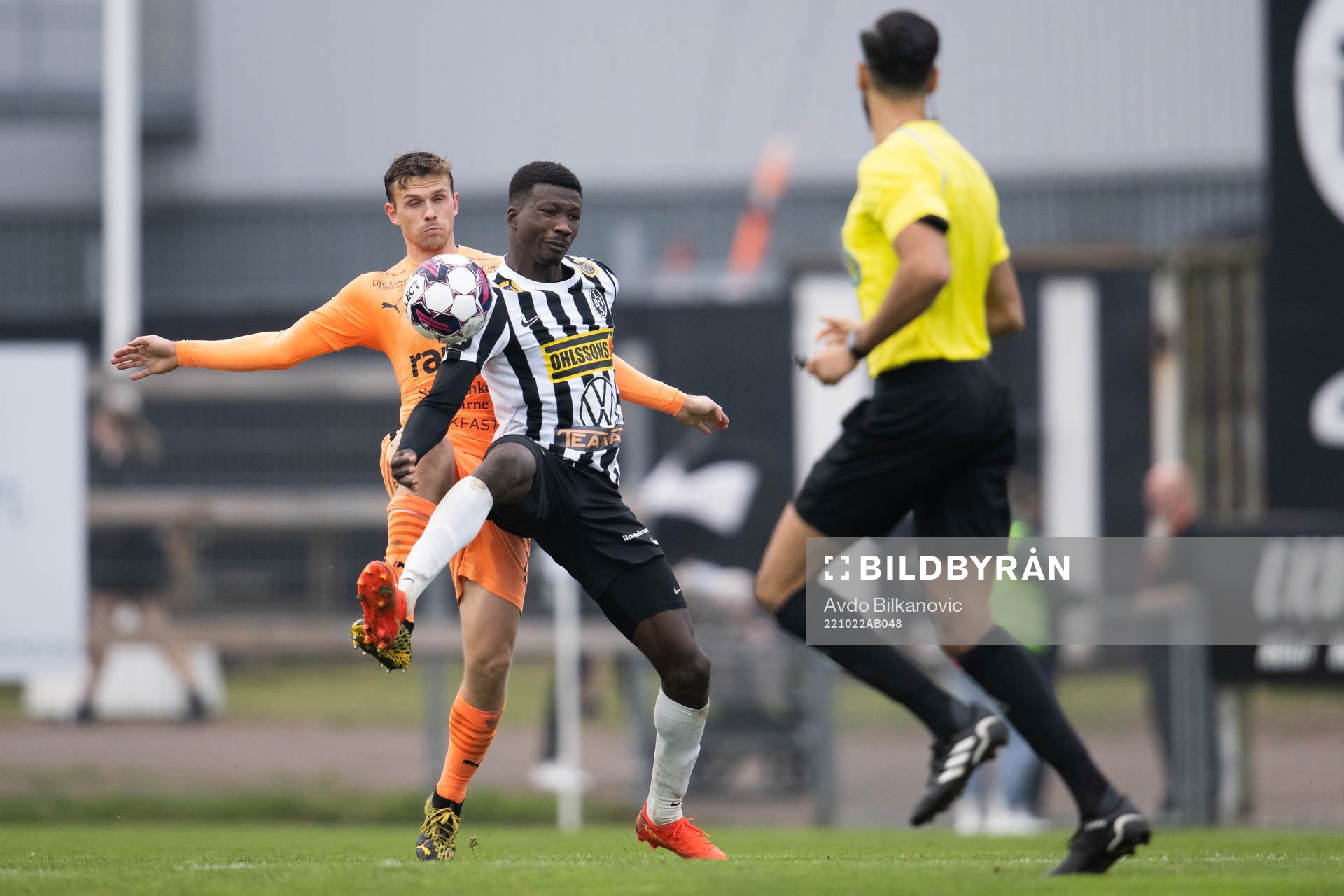 Landskronas Ousmane Diawara och AFC Eskilstunas Jesper Manns