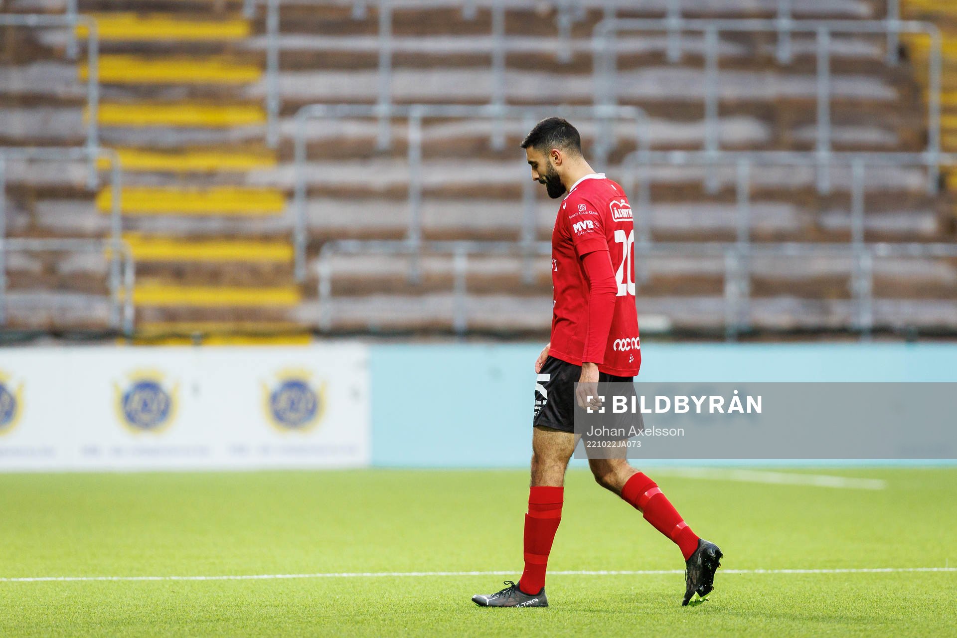 Trelleborgs Mouhammed-Ali Dhaini får rött kort