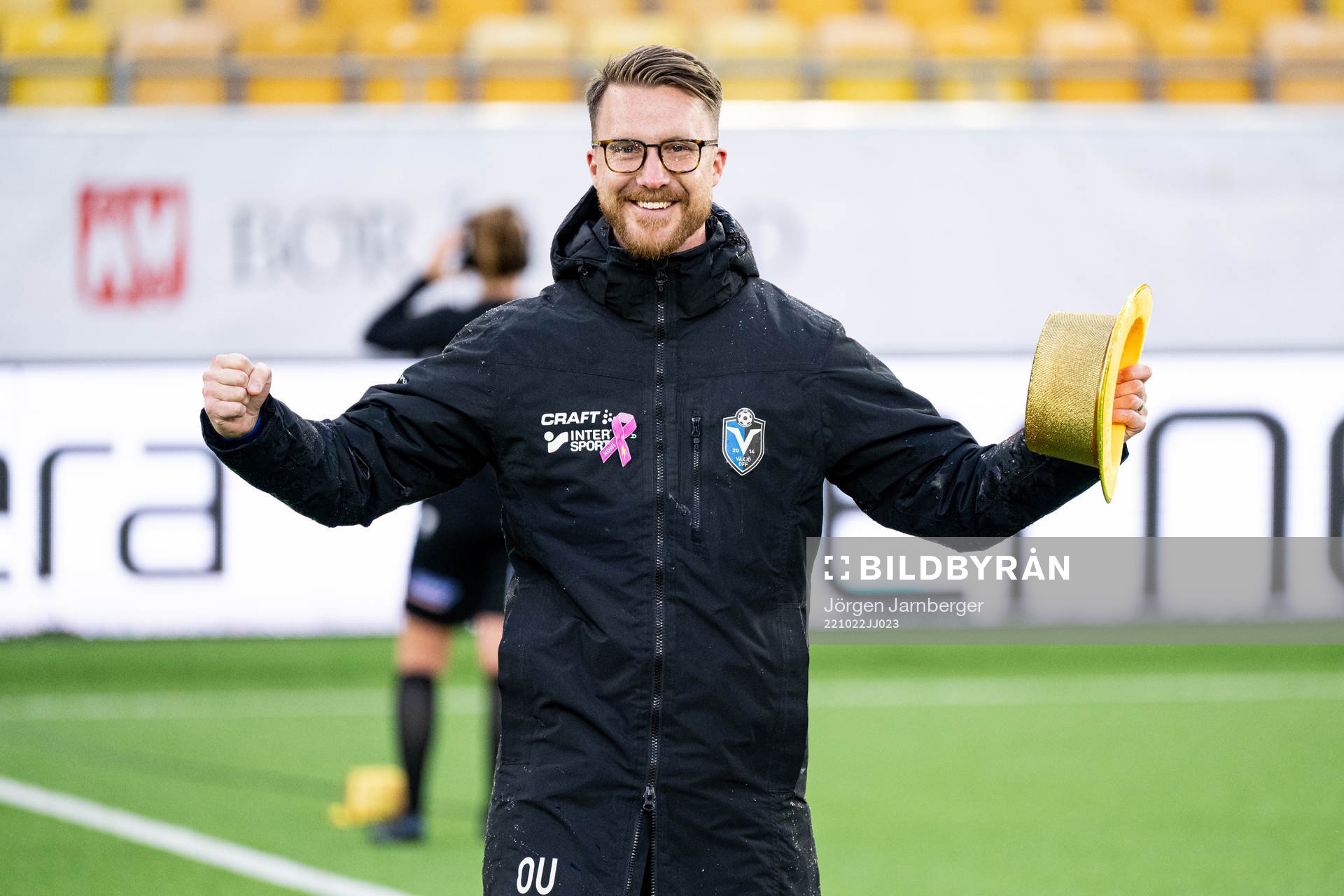 Växjös tränare Olof Unogård jublar