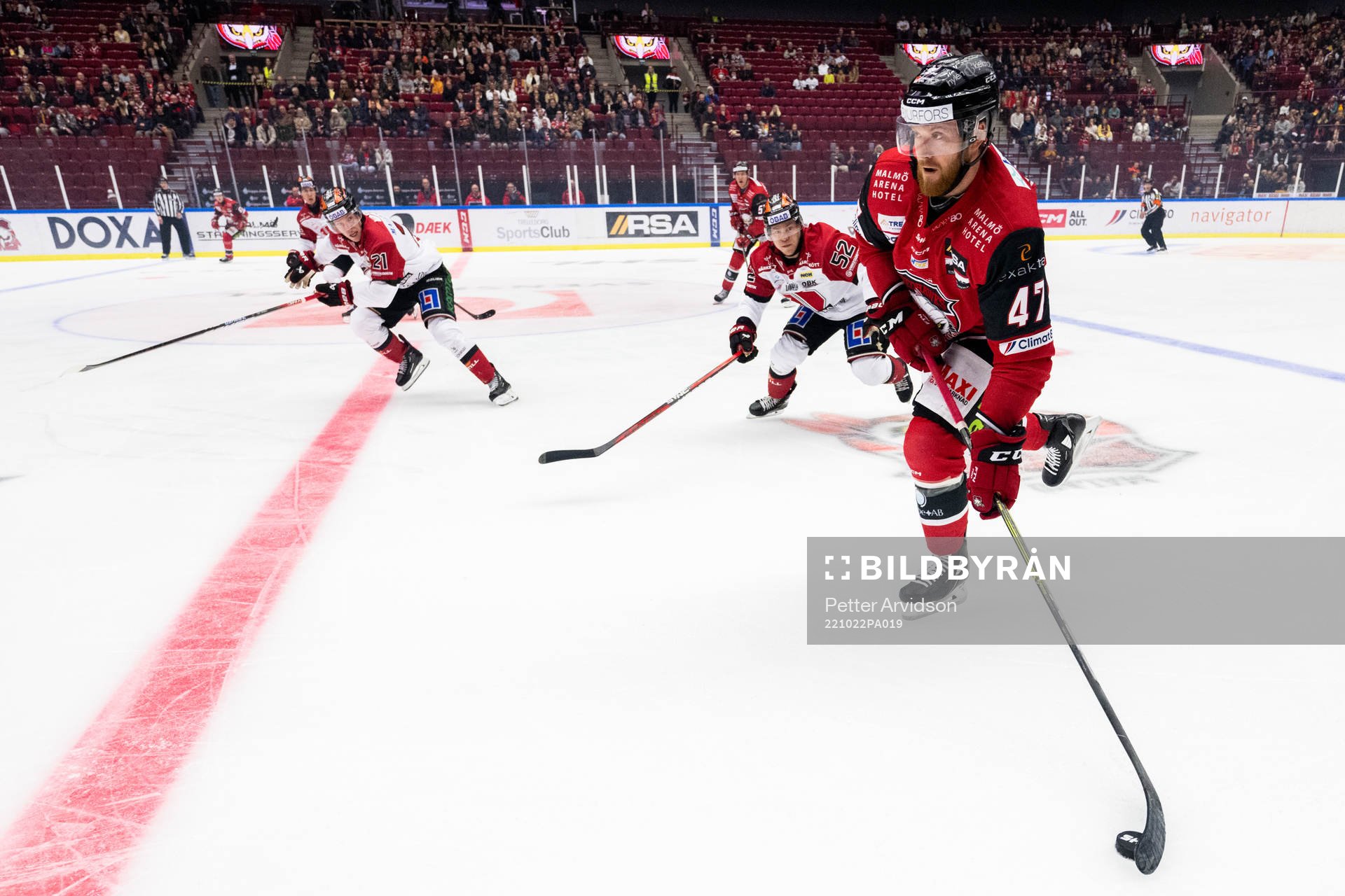 Malmö Redhawks Joakim Ryan och Örebros Petrus Palmu