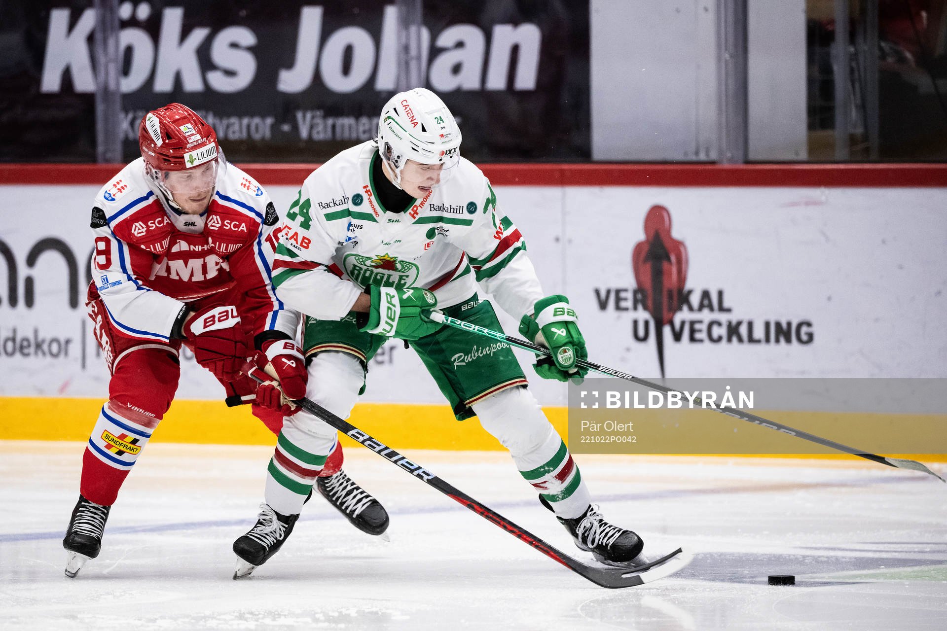 Timrås Erik Andersson och Rögles Marco Kasper