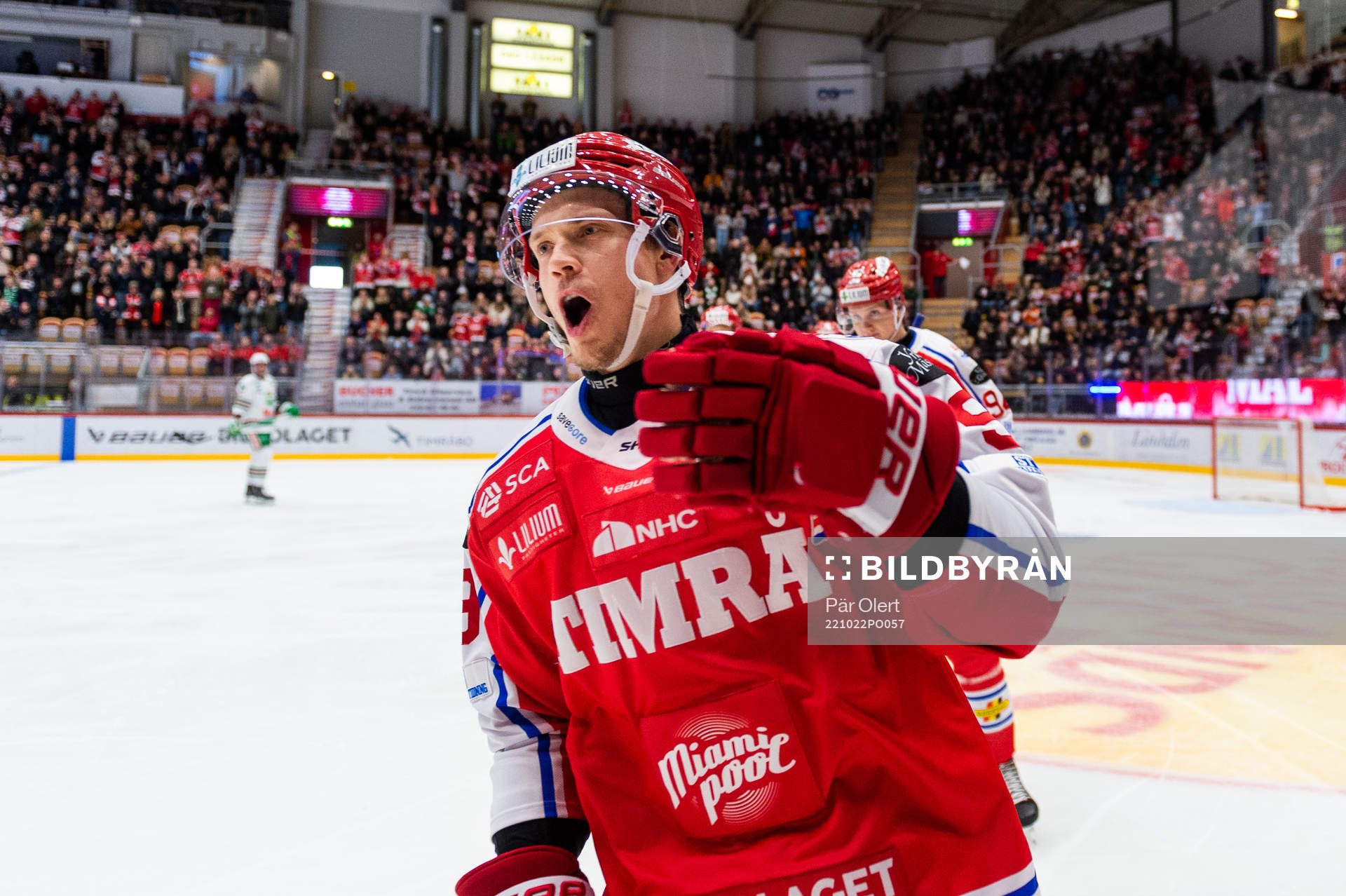 Timrås Didrik Strömberg jublar