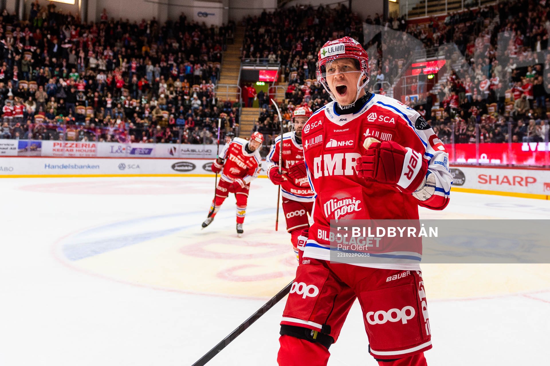 Timrås Joonas Lyytinen jublar