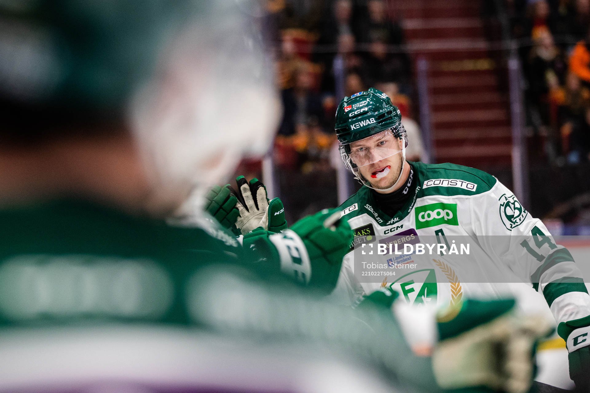 Färjestads Victor Ejdsell jublar
