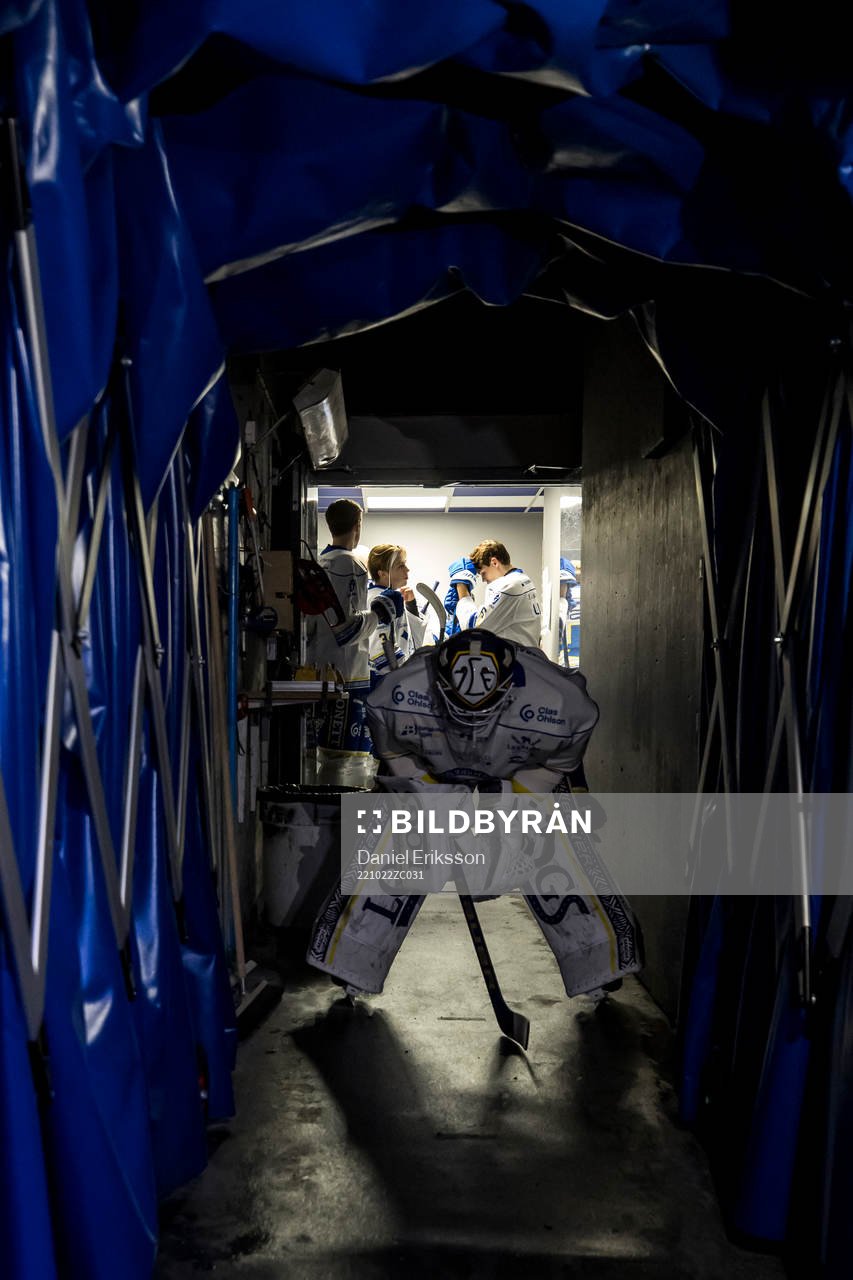 Leksands målvakt Kasimir Kaskisuo innan ishockeymatchen i