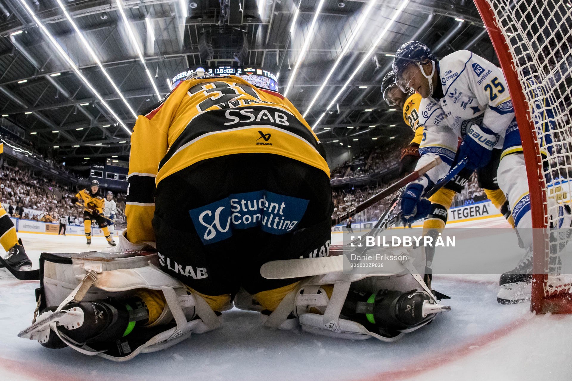 Luleås målvakt Matteus Ward och Leksands Carter Camper