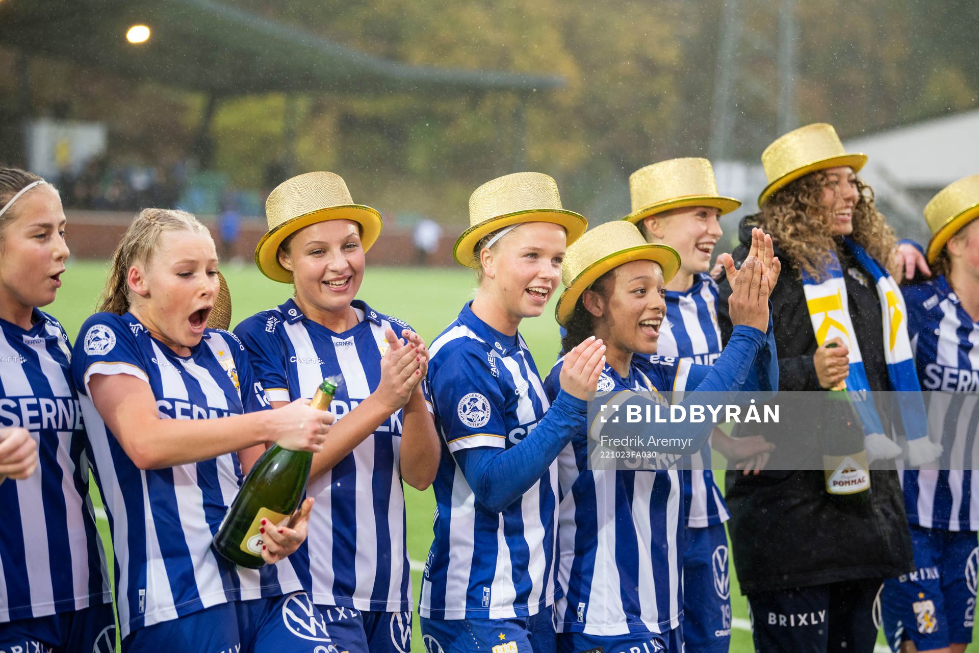 IFK Göteborgs spelare firar segern